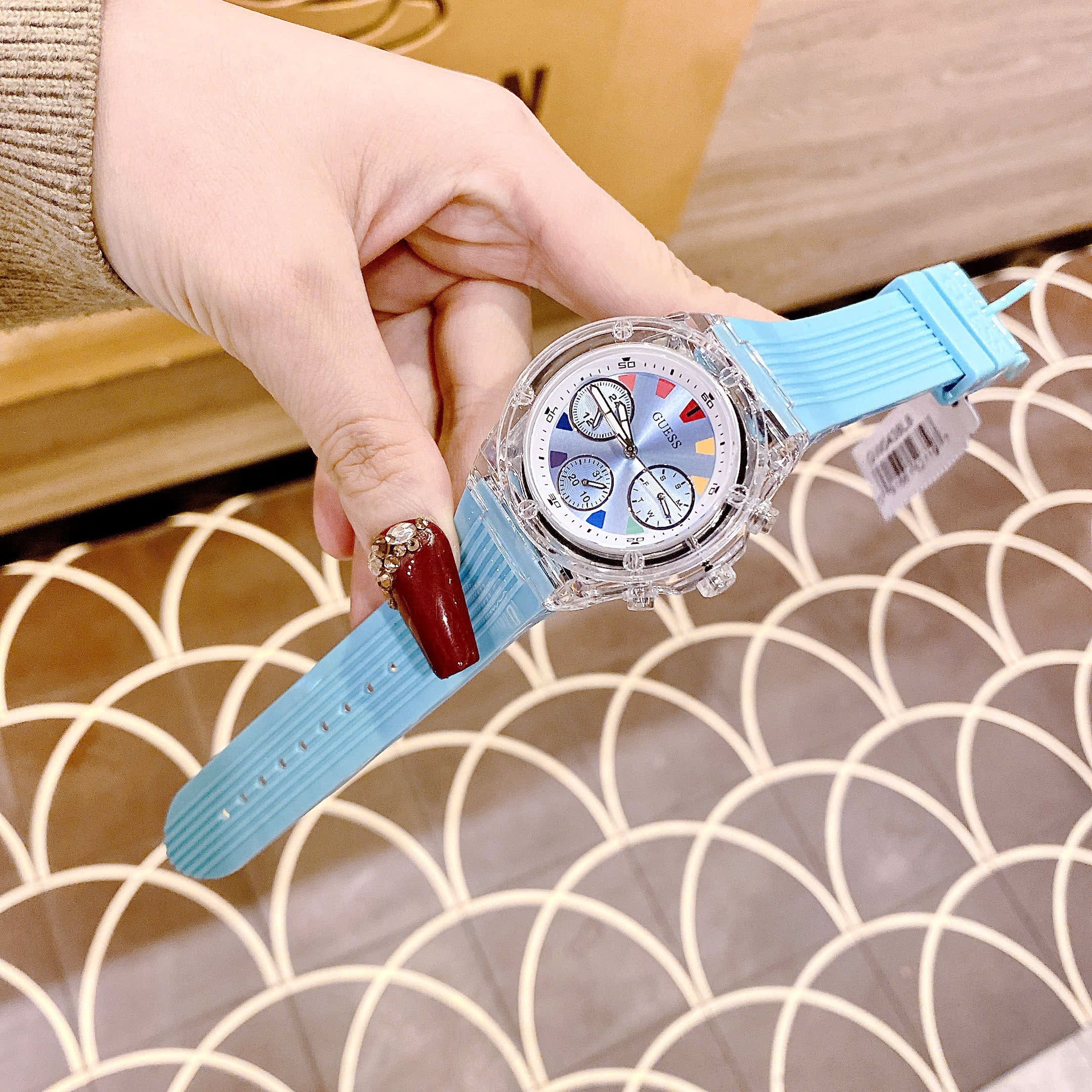Đồng Hồ Guess Clear |Nữ Giới |Multifunction |Dây Sillicone Xanh Da Trời |Máy Pin (Quartz) |Size 39mm |donghogiatot.vn