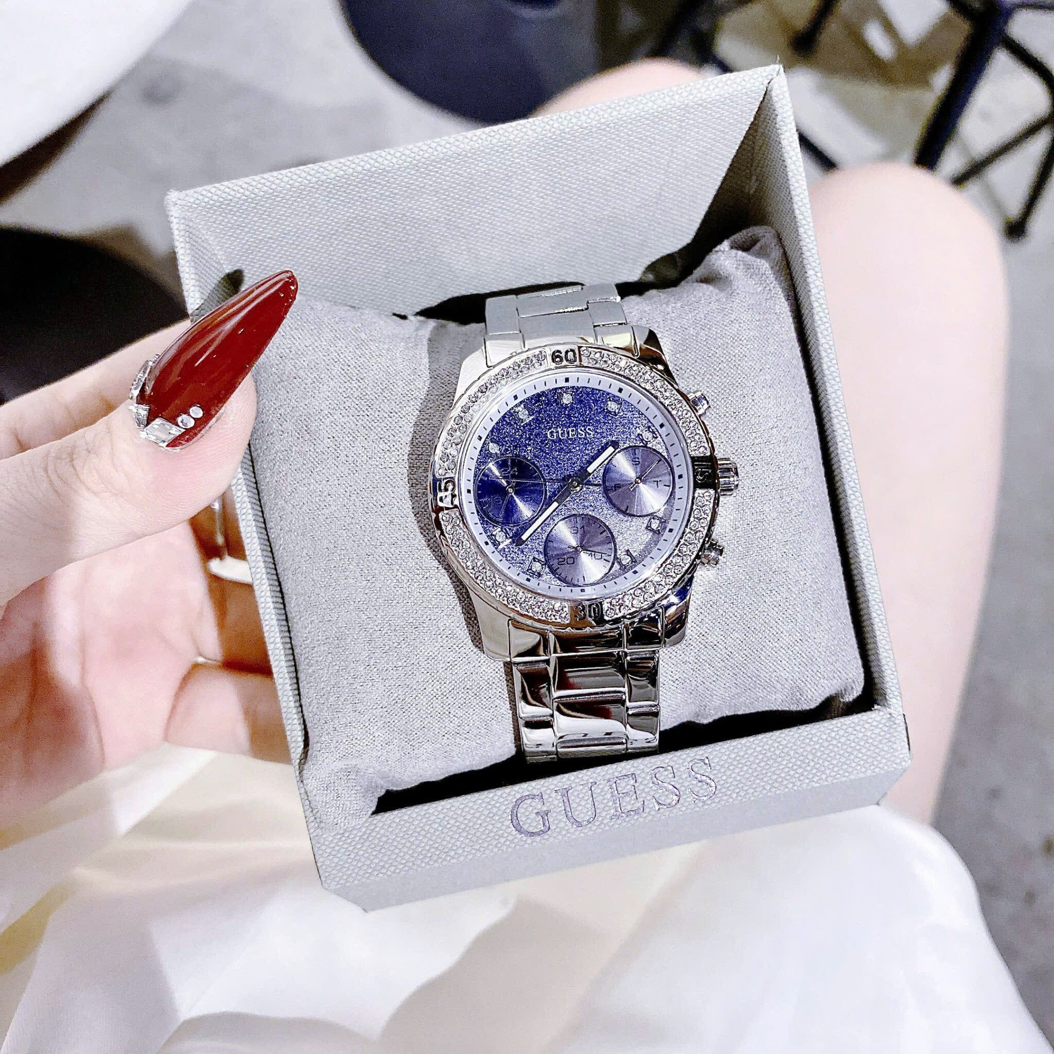 Đồng Hồ Guess Glitter |Nữ Giới |Mặt Xanh |Dây Kim Loại Trắng Silver |Máy Pin (Quartz) |Size 38mm |donghogiatot.vn