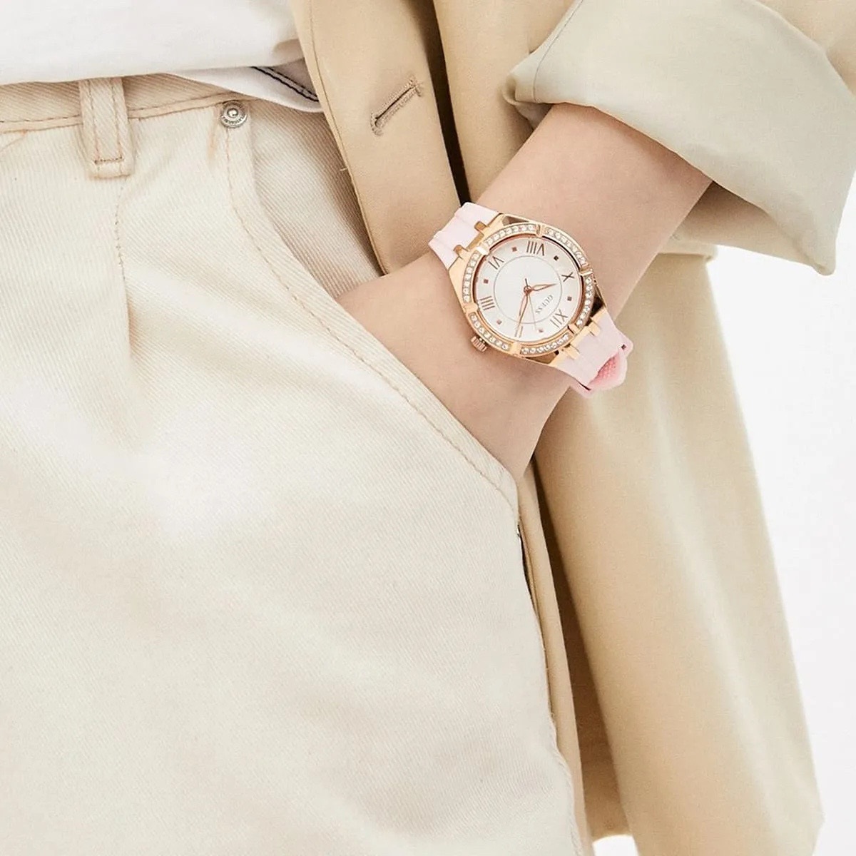 Đồng Hồ Guess Modern |Nữ Giới |Rose Gold |Dây Sillicone Hồng |Máy Pin (Quartz) |Size 36mm |donghogiatot.vn