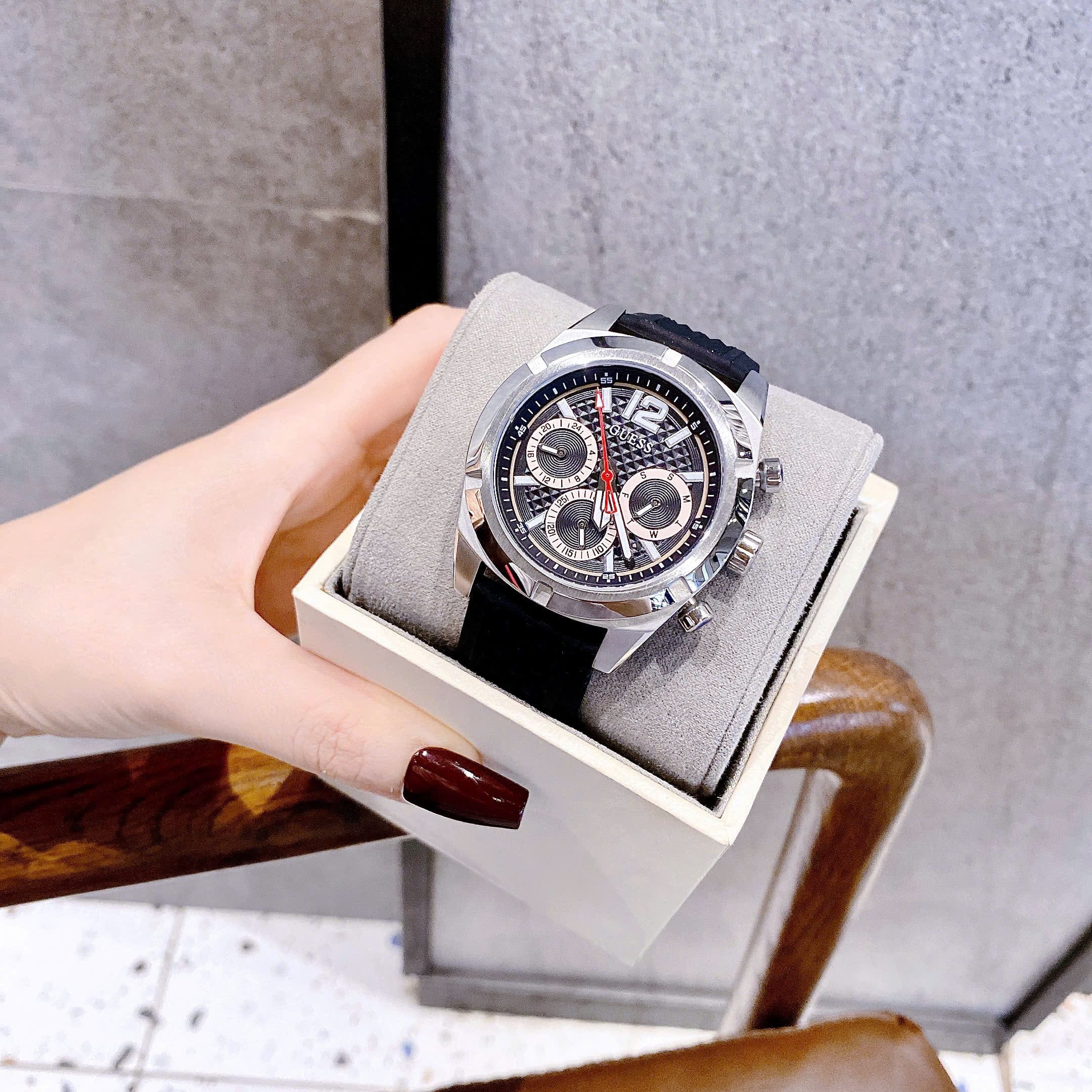 Đồng Hồ Guess Multi-function |Nam Giới |6 Kim |Dây Silicone Màu Đen |Máy Pin (Quartz) |Size 44mm |donghogiatot.vn