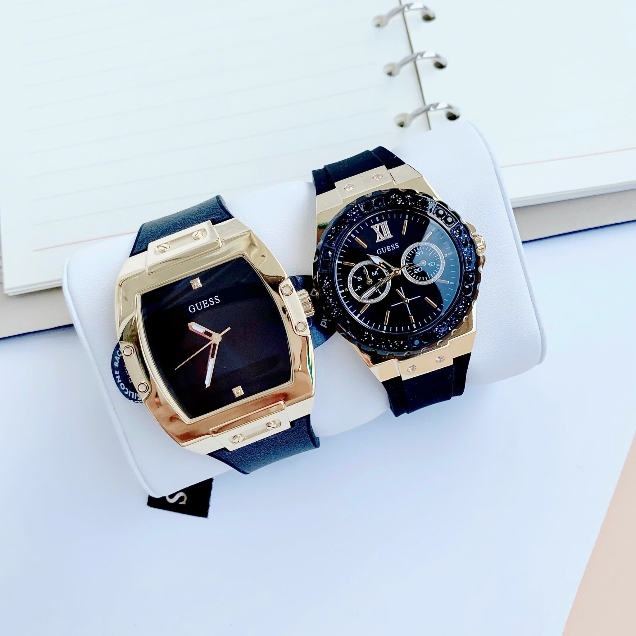 Đồng Hồ Guess Phoenix |Cặp Đôi |Mặt Đen |Dây Cao Su Đen |Size 43x36mm |donghogiatot.vn