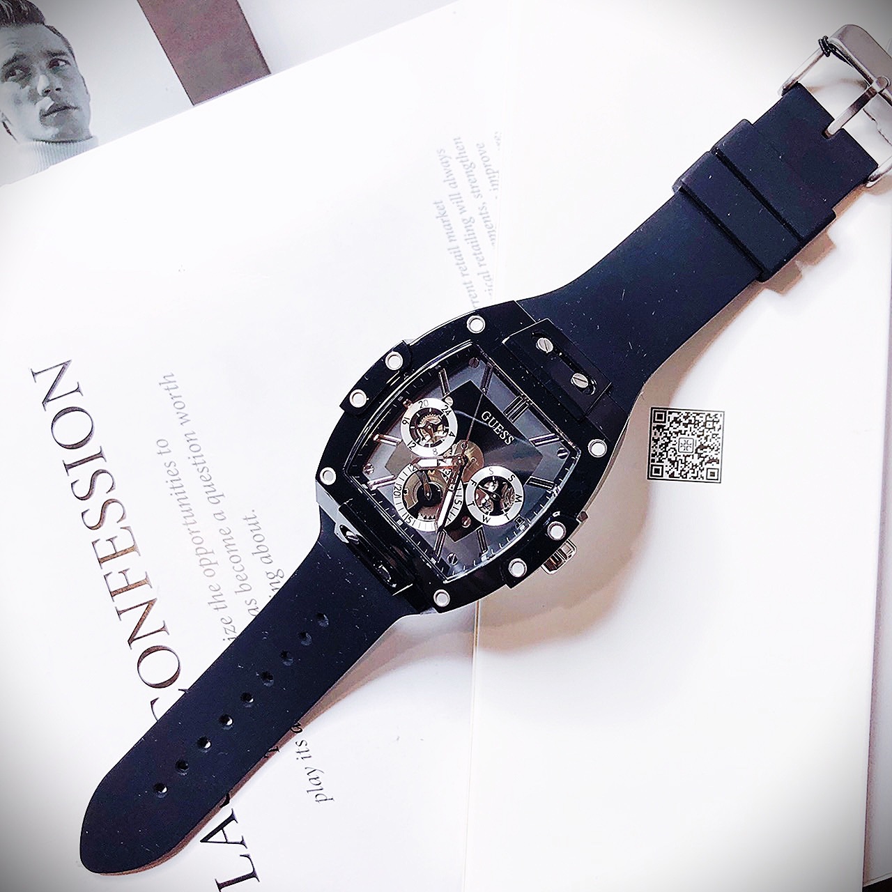 Đồng Hồ Guess Phoenix |Nam Giới |Chronograph |Dây Sillicone Đen |Máy Pin (Quartz) |Size 43x51mm |donghogiatot.vn