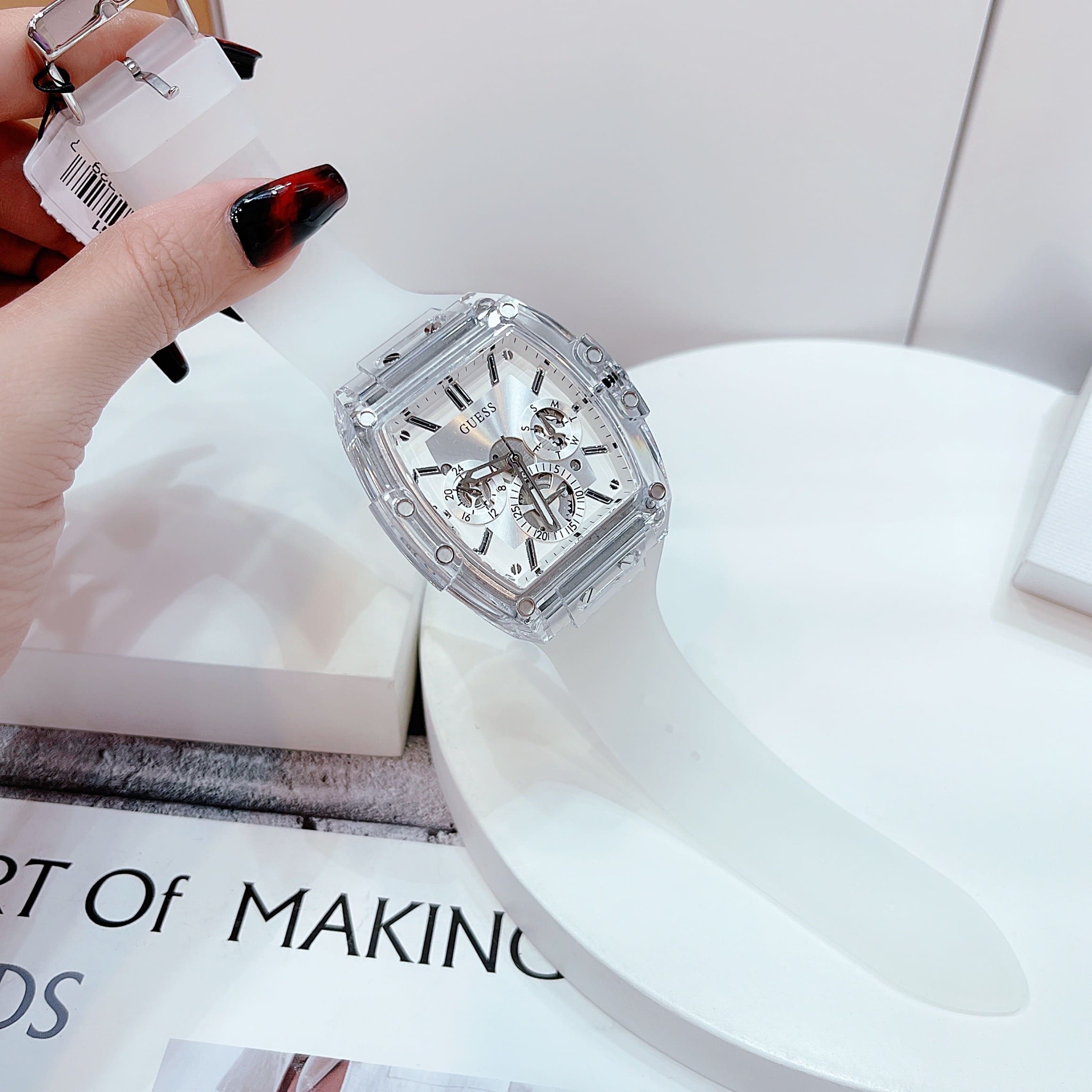 Đồng Hồ Guess Phoenix |Unisex |Chronograph |Dây Sillicone Trắng |Máy Pin (Quartz) |Size 43x51mm |donghogiatot.vn