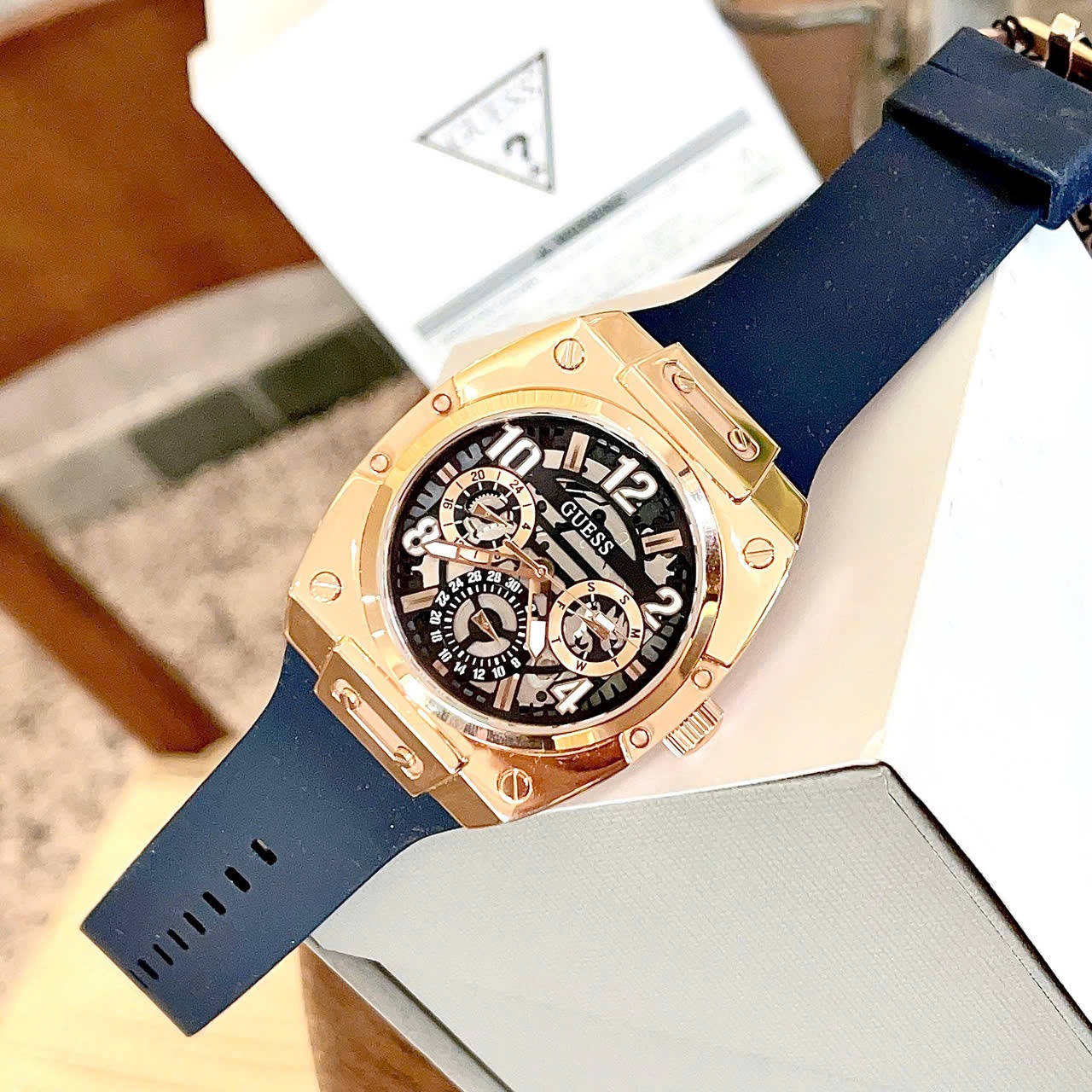 Đồng Hồ Guess Prodigy |Nam Giới |Chronograph |Rose Gold |Dây Cao Su Xanh Navy |Máy Pin (Quartz) |Size 44mm |donghogiatot.vn