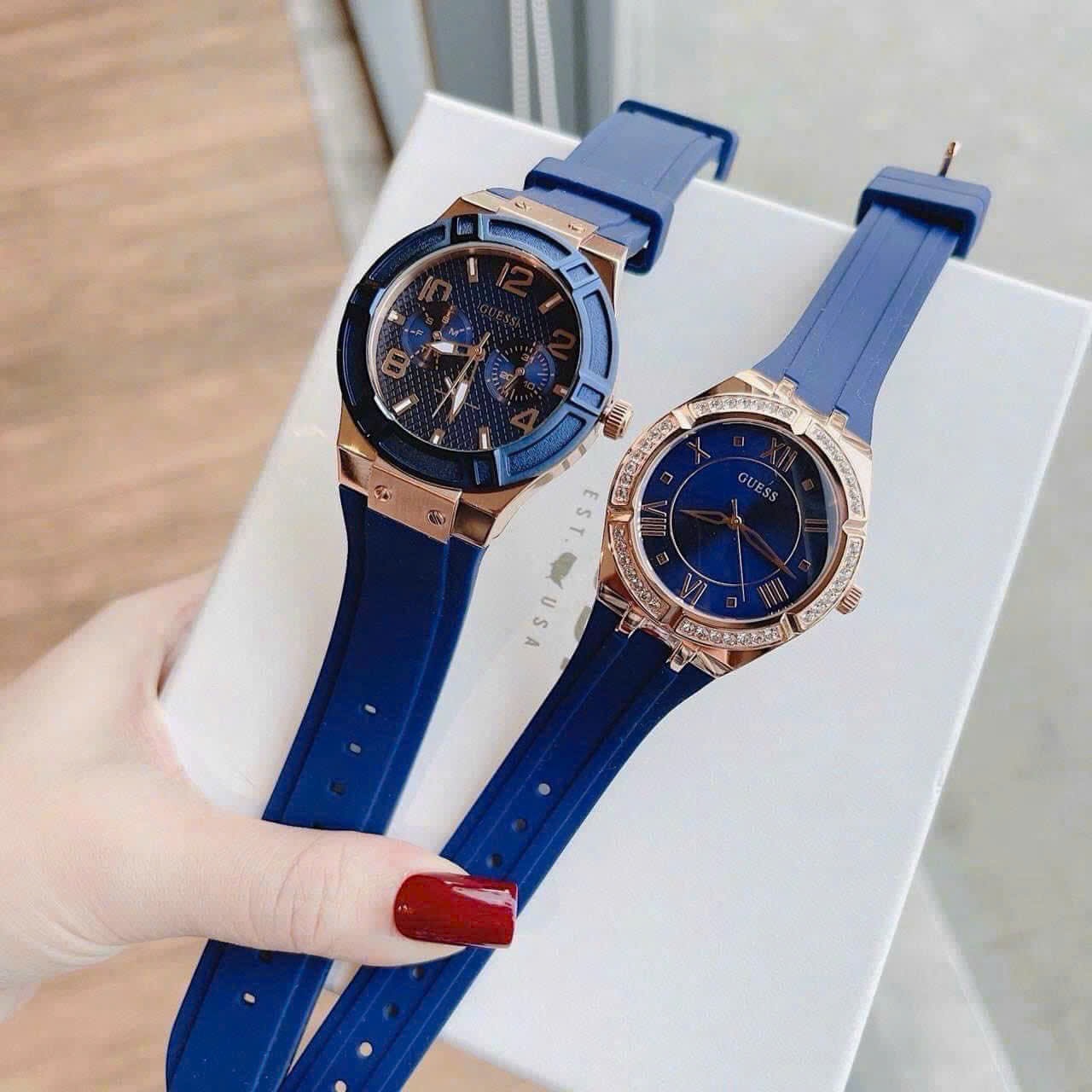 Đồng Hồ Guess Rigor |Cặp Đôi |Mặt Tròn Rose Gold |Dây Sillicone Xanh |Size 45x36mm |donghogiatot.vn
