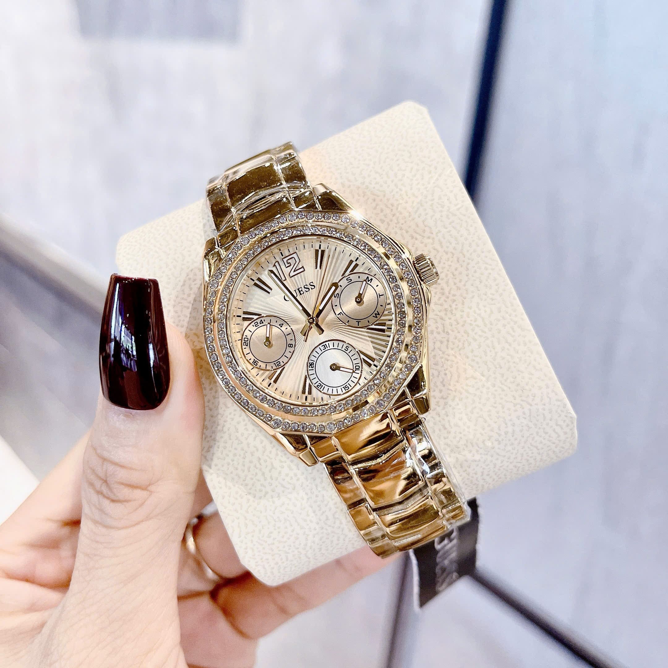 Đồng Hồ Guess Ritzy Multi-Function |Nữ Giới |Đính Đá |Dây Kim Loại Vàng Gold |Máy Pin (Quartz) |Size 36mm |donghogiatot.vn