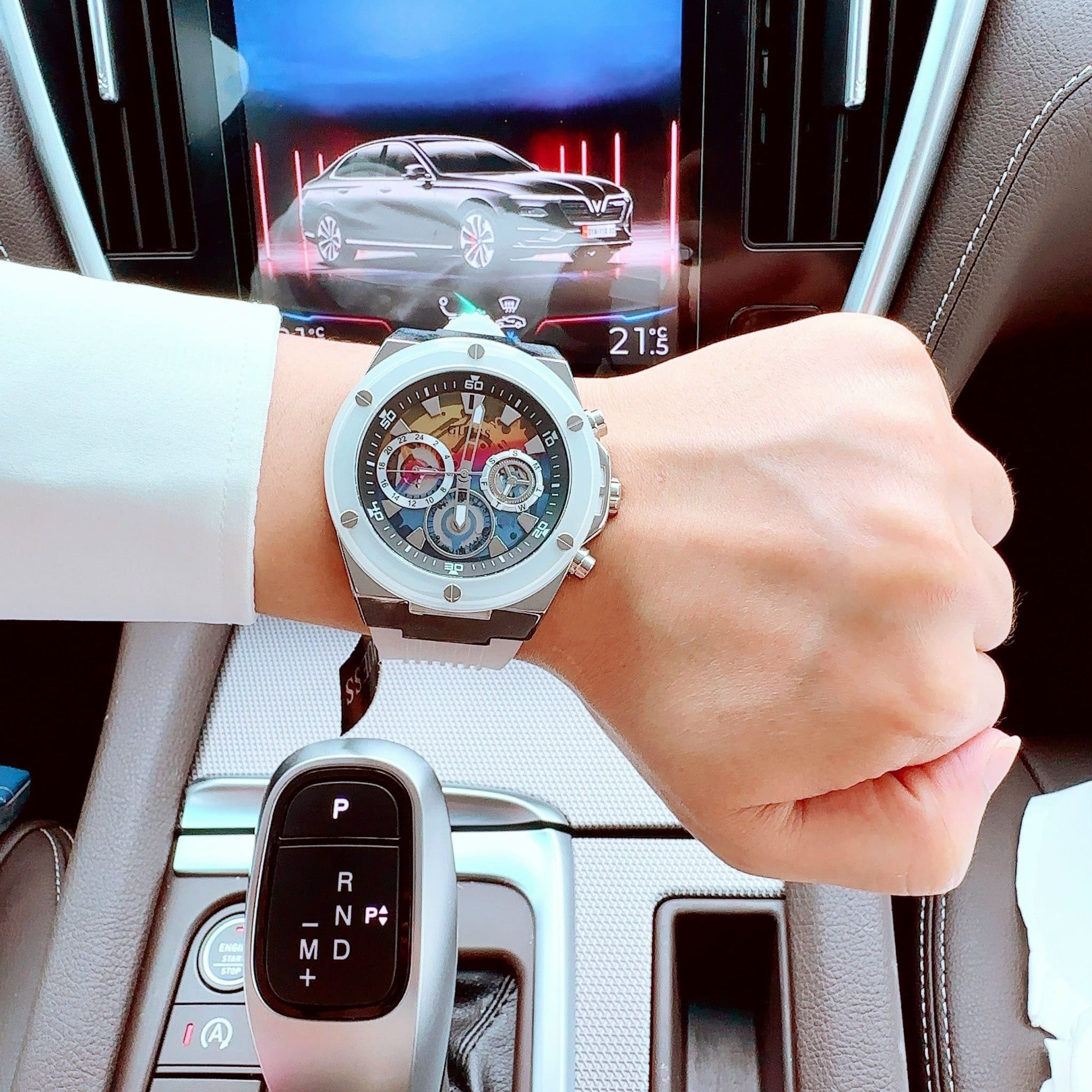 Đồng Hồ Guess Multi-Function |Nam giới |Mặt Tròn |Chronograph |Dây Sillicone Trắng |Máy Pin (Quartz) |Size 46mm |donghogiatot.vn