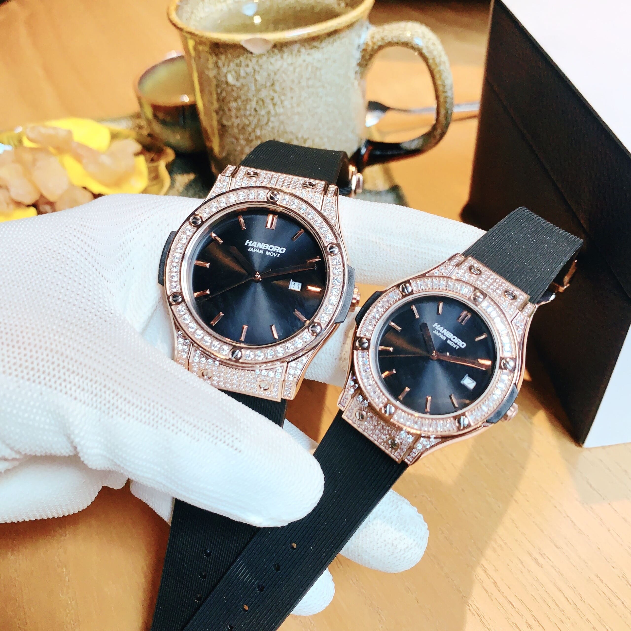 Đồng Hồ Hanboro Hublot |Cặp Đôi |Đính Đá |Rose Gold |Dây Sillicone |Máy Pin (Quartz) |Size 34-42mm |donghogiatot.vn