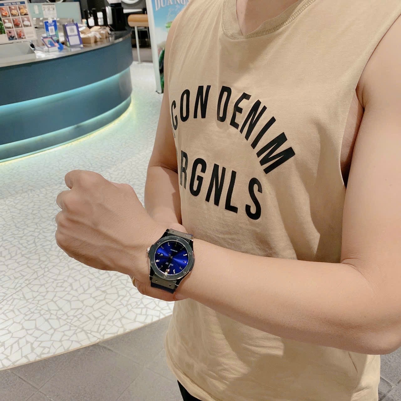 Đồng Hồ Hublot Classic Fusion |Nam Giới |Silver |Dây Silicone Xanh |Máy Cơ (Automatic) |Size 42mm |donghogiatot.vn