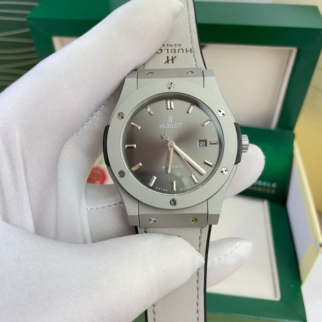 Đồng Hồ Hublot Classic Fusion |Nam Giới |Dây Da Xám Bọc Cao Su |Máy Cơ (Automatic) |Size 42mm |donghogiatot.vn