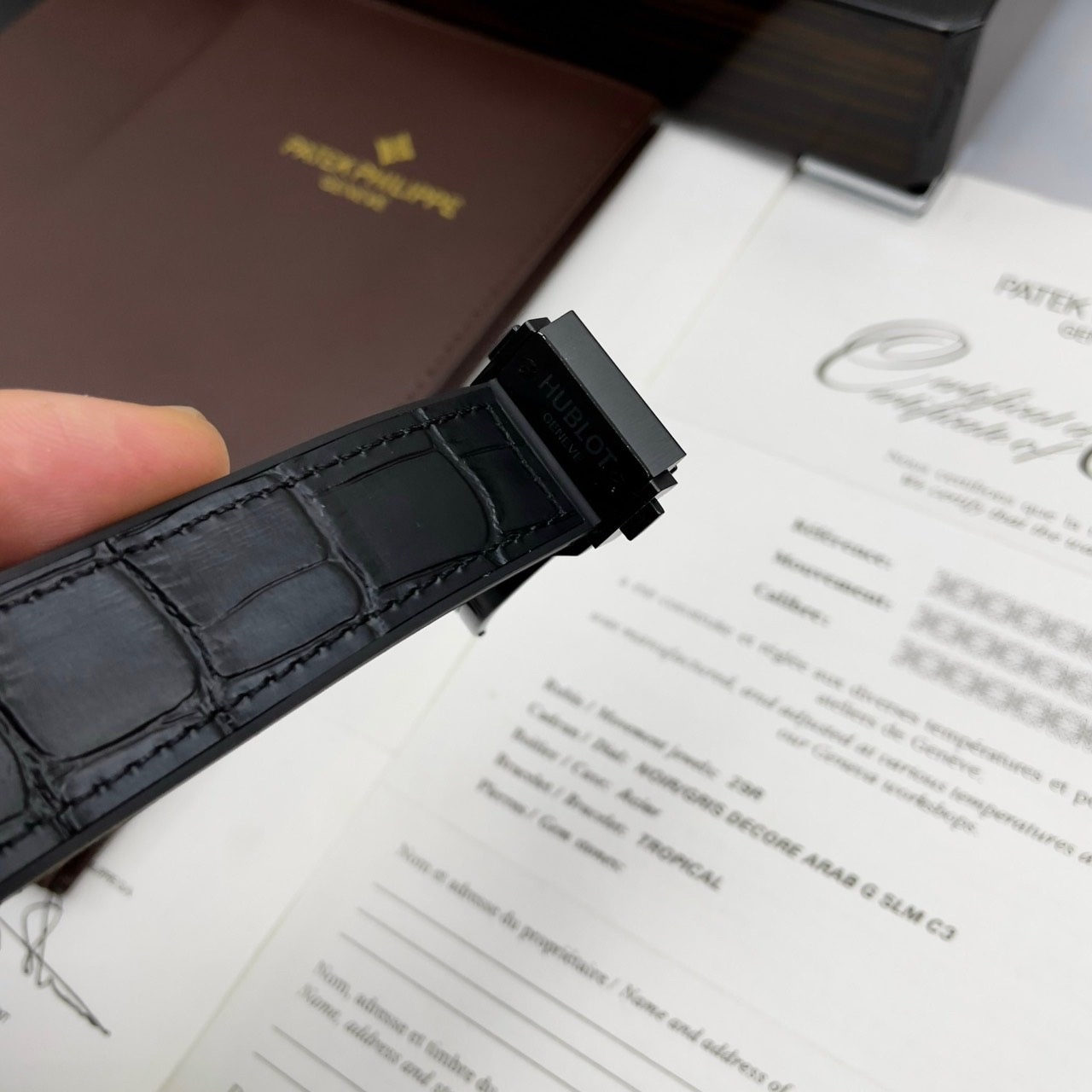 Đồng Hồ Hublot Classic Fusion |Nam Giới |Full Đen |Dây Da Bọc Cao Su |Máy Cơ (Automatic) |Size 42mm |donghogiatot.vn