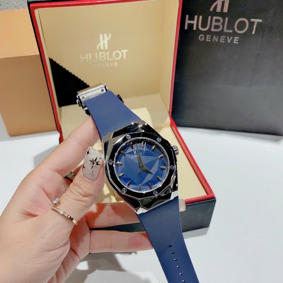Đồng Hồ Hublot Classic Orlinski |Nam Giới |Silver |Dây Silicone Xanh |Máy Cơ (Automatic) |Size 42mm |donghogiatot.vn