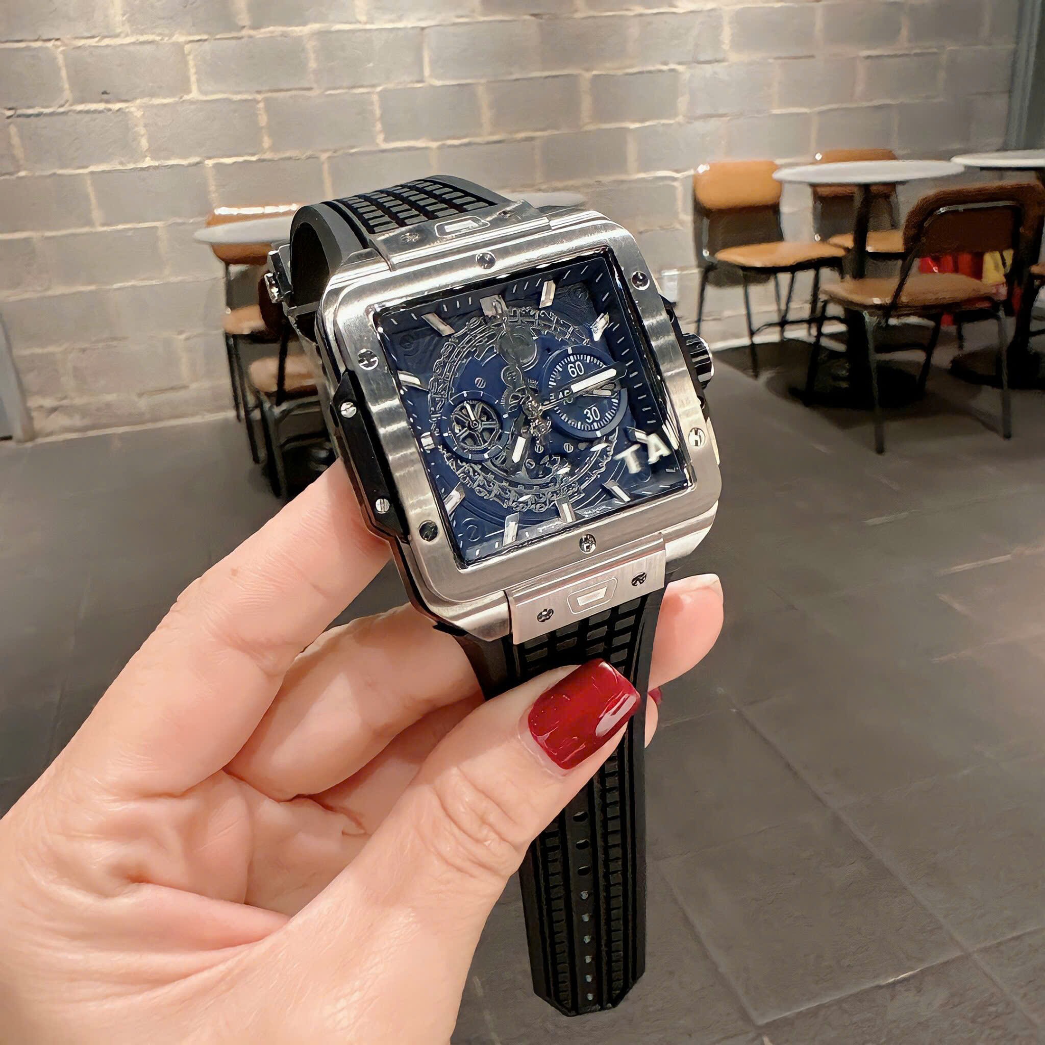 Đồng Hồ Hublot Square Bang Unico |Nam Giới |Mặt Vuông Xanh |Dây Silicone |Máy Pin (Máy Quartz) |Size 42x42mm |donghogiatot.vn