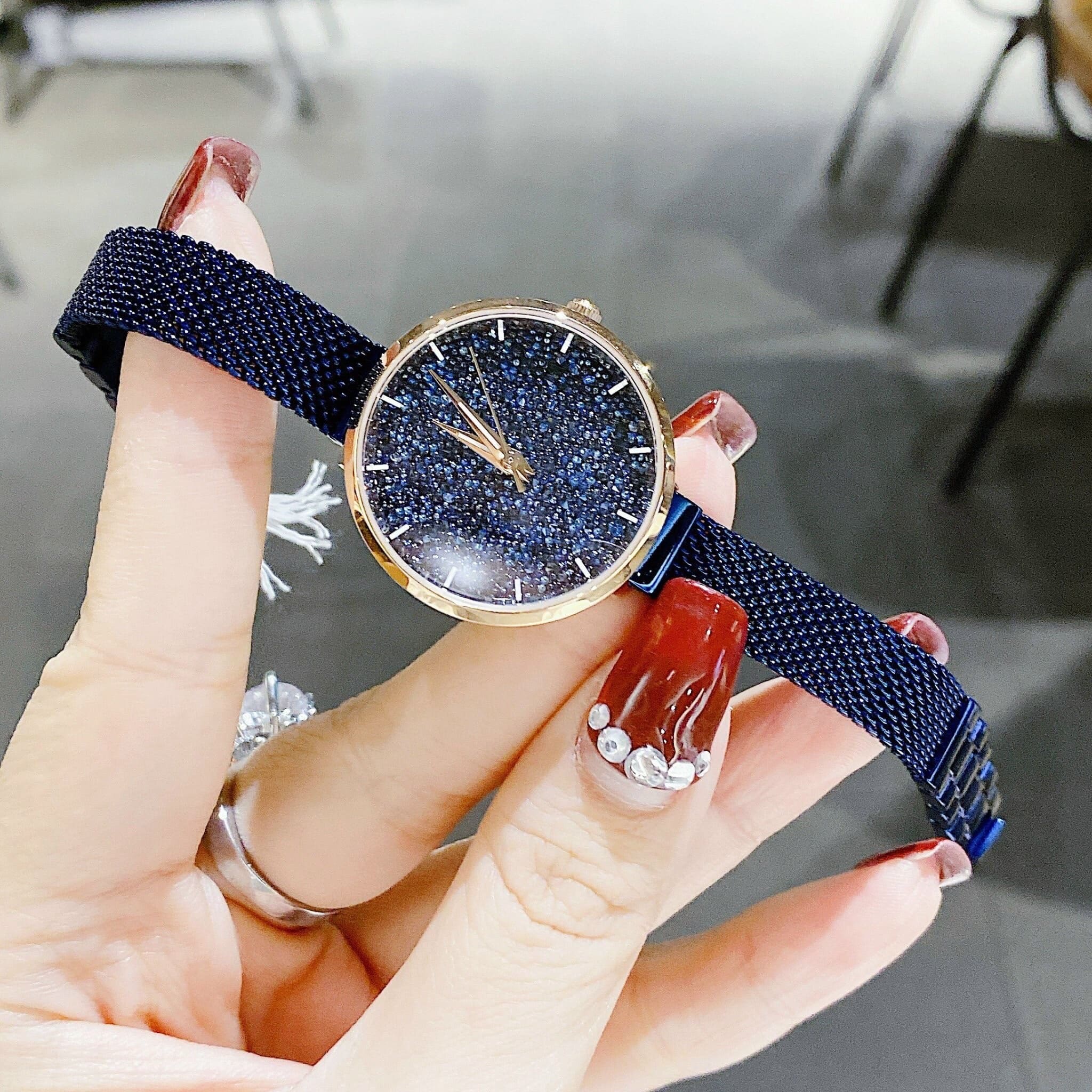 Đồng Hồ Melissa Full Đá |Nữ Giới |Rose Gold |Dây Lưới Xanh Dương |Máy Pin (Quartz) |Size 30mm |donghogiatot.vn