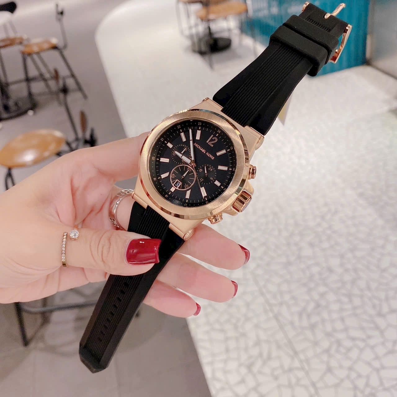 Đồng Hồ Michael Kors Dylan Chronograph |Nam Giới |Rose Gold |Dây Sillicone Đen |Máy Pin (Quartz) |Size 48mm |donghogiatot.vn