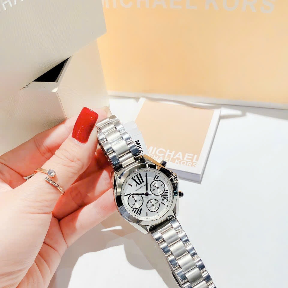 Đồng Hồ Michael Kors Bradshaw |Nữ Giới |Mặt Trắng |Dây Kim Loại Silver |Máy Pin (Quartz) |Size 36mm |donghogiatot.vn