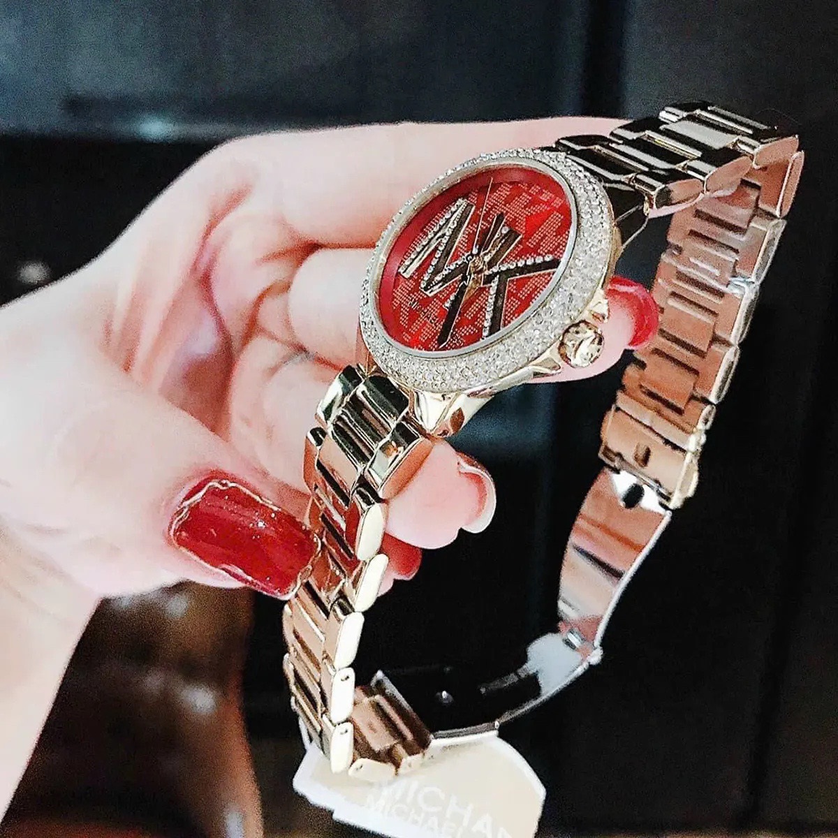 Đồng Hồ Michael Kors Calille |Nữ Giới |Vàng Gold |Mặt Đỏ |Dây Kim Loại |Máy Pin (Quartz) |Size 33mm |donghogiatot.vn
