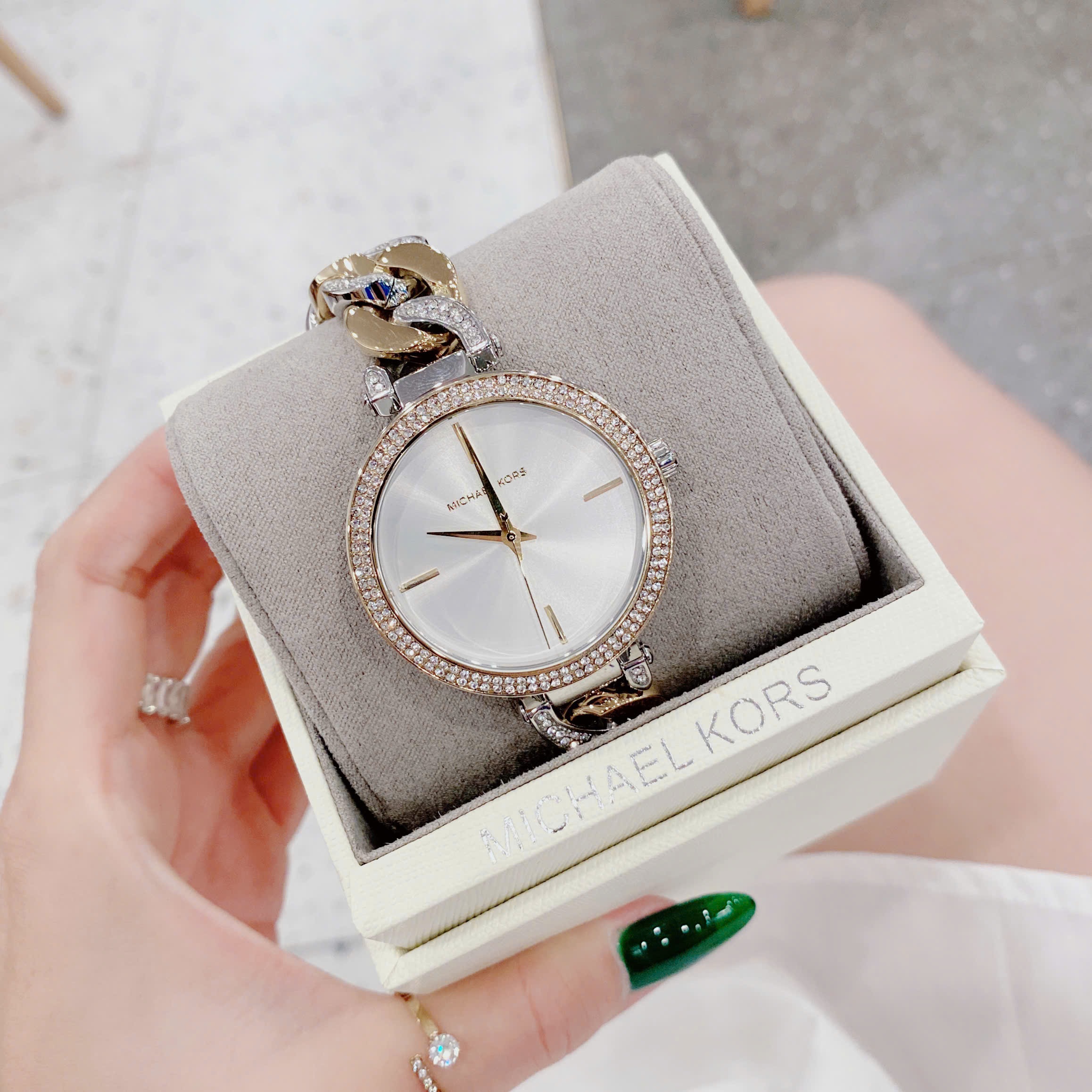 Đồng Hồ Michael Kors Catelyn |Nữ Giới |Đính Đá |Dây Mắt Xích Demi Vàng Gold |Máy Pin (Quartz) |Size 38mm |donghogiatot.vn