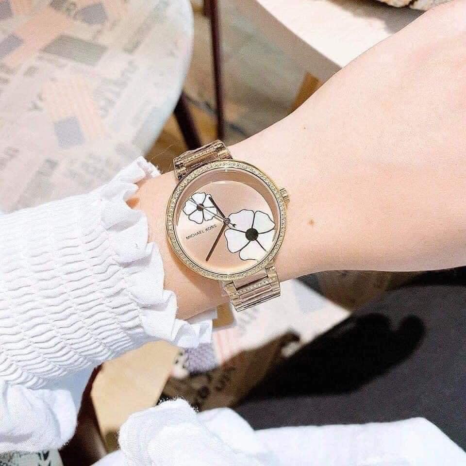 Đồng Hồ Michael Kors Courtney |Nữ Giới |Mặt Bông Hoa |Dây Kim Loại Vàng Gold |Máy Pin (Quartz) |Size 36mm |donghogiatot.vn