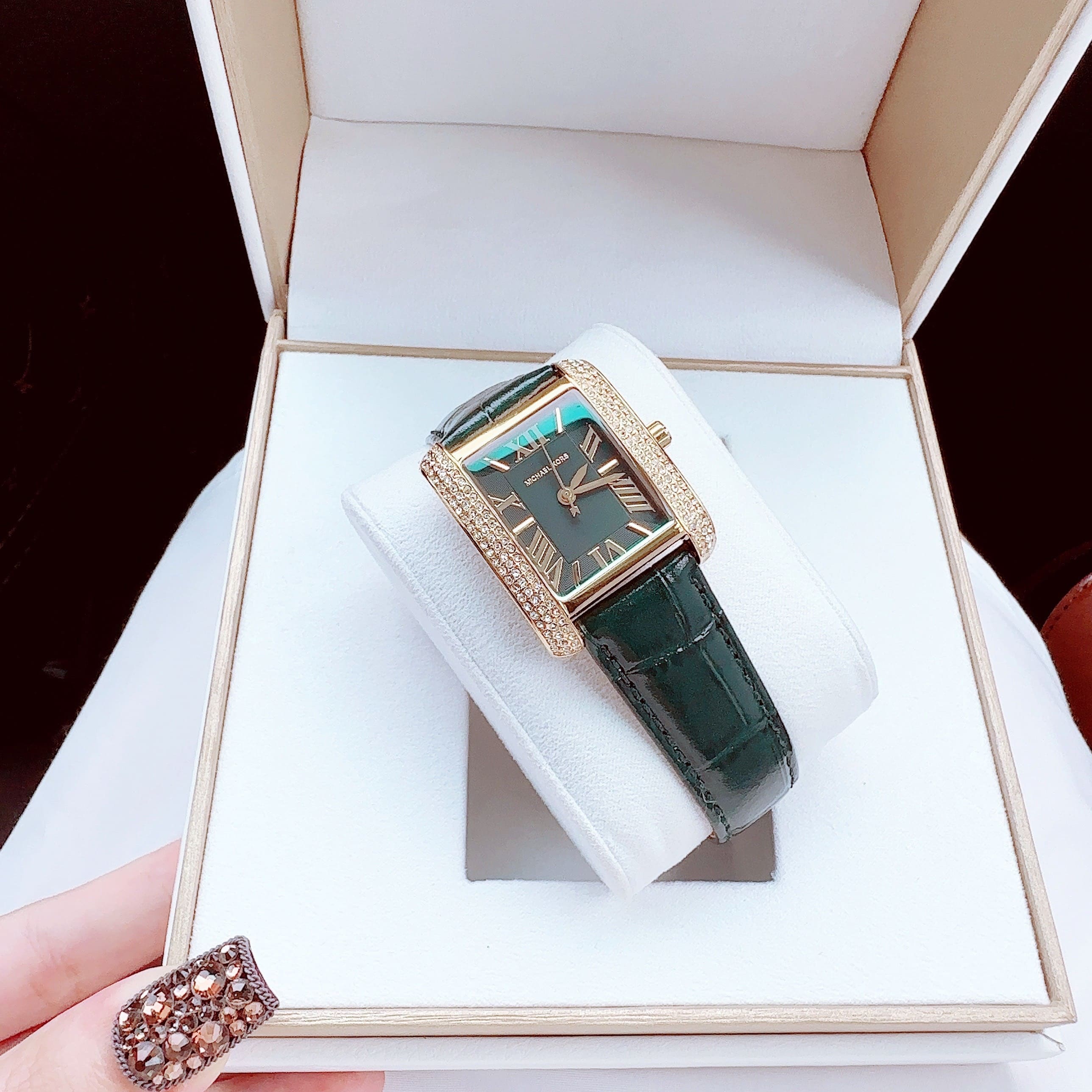 Đồng Hồ Michael Kors Emery |Nữ Giới |Mặt Chữ Nhật |Dây Da Xanh Lá |Máy Pin (Quartz) |Size 33mm |donghogiatot.vn