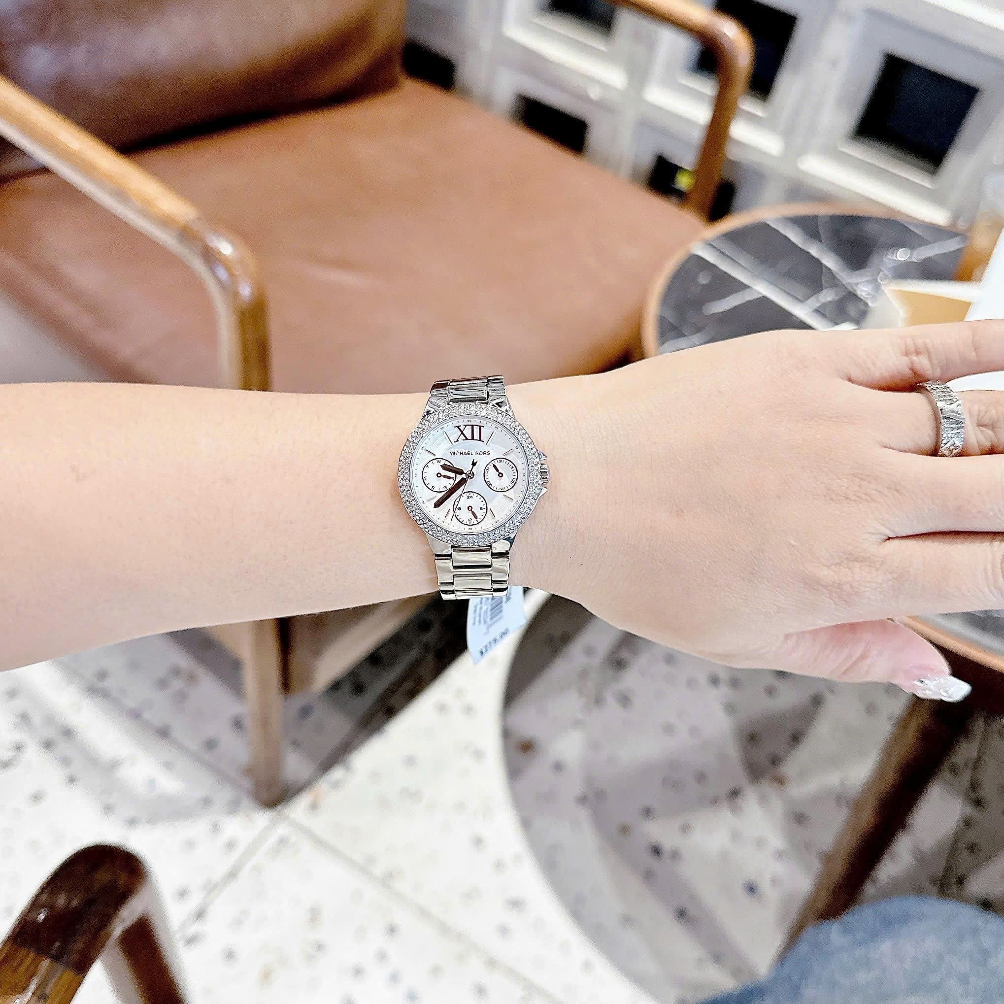 Đồng Hồ Micheal Kors Camille Chronograph |Nữ Giới |Đính Đá |Dây Kim Loại Silver |Máy Pin (Quartz) |Size 33mm |donghogiatot.vn