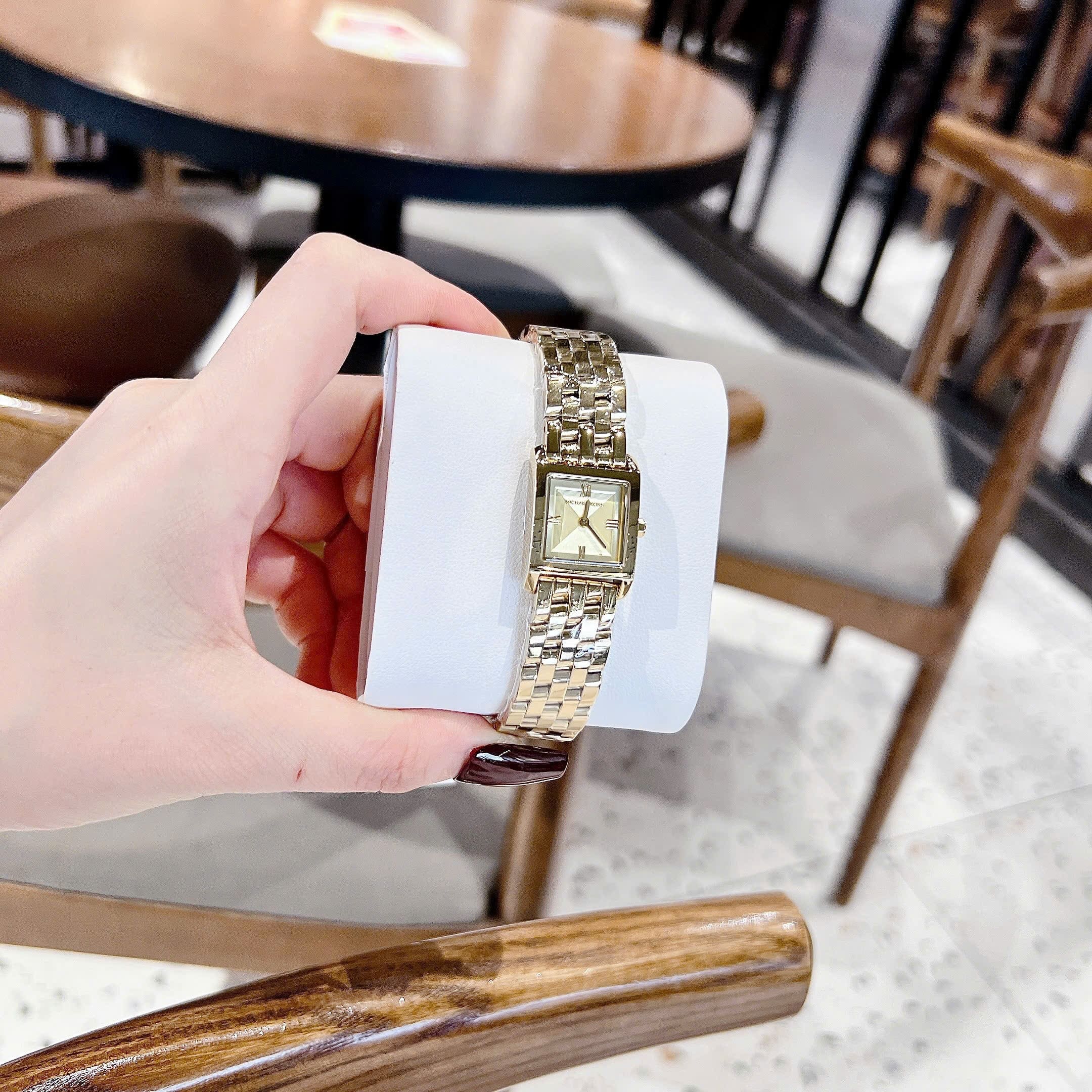 Đồng Hồ Micheal Kors Georgie |Nữ Giới |Mặt Vuông |Dây Kim Loại Vàng Gold |Máy Pin (Quartz) |Size 20mm |donghogiatot.vn