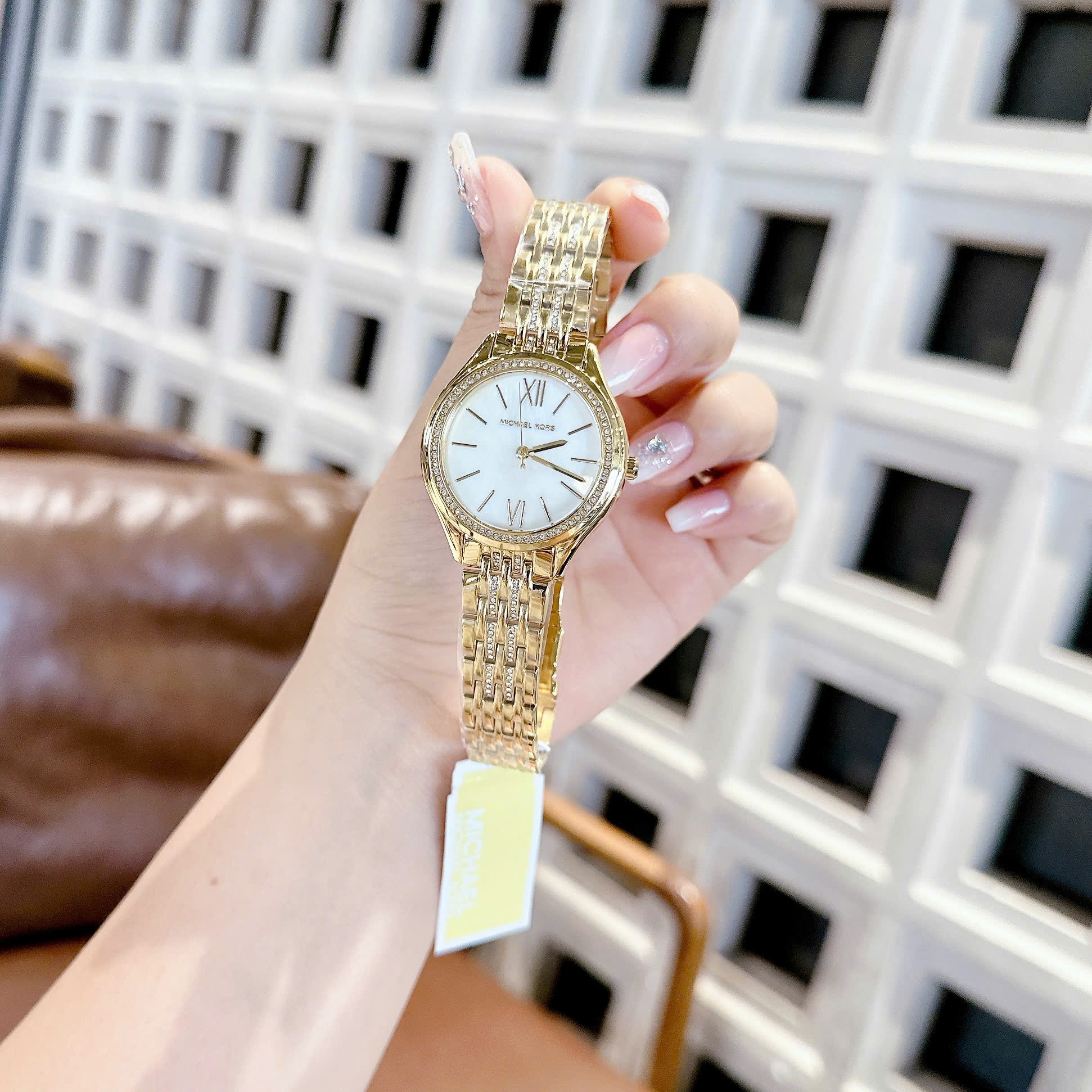 Đồng Hồ Micheal Kors Mindy |Nữ Giới |Mặt Đính Đá |Dây Kim Loại Vàng Gold |Máy Pin (Quartz) |Size 36mm |donghogiatot.vn
