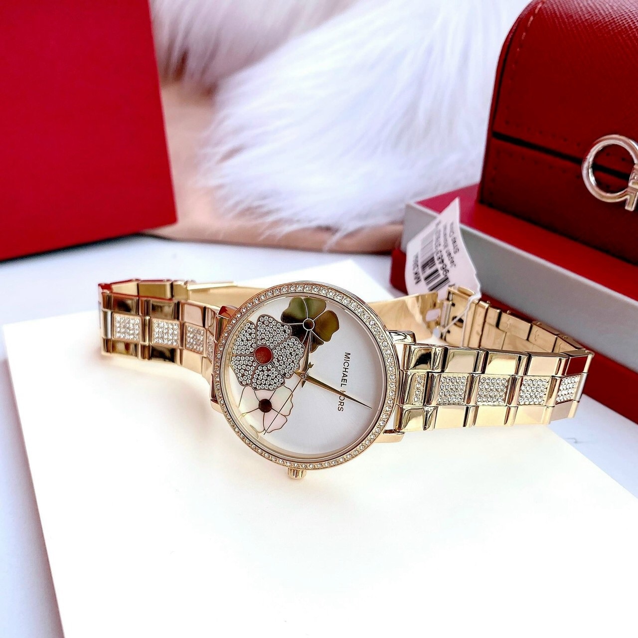 Đồng Hồ Michael Kors Jaryn |Nữ Giới |Mặt In Hoa |Dây Kim Loại Vàng Gold |Máy Pin (Quartz) |Size 38mm |donghogiatot.vn