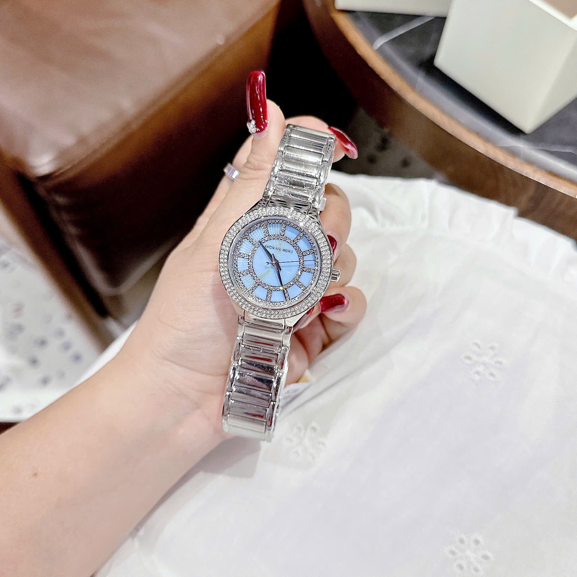 Đồng Hồ Micheal Kors Kerry |Nữ Giới |Mặt Xanh Da Trời |Dây Kim Loại Silver |Máy Pin (Quartz) |Size 36mm |donghogiatot.vn