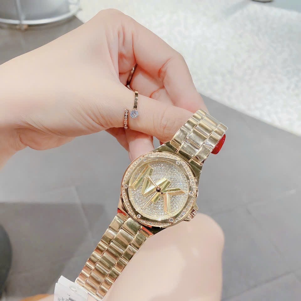 Đồng Hồ Michael Kors Lennox |Nữ Giới |Vàng Gold |Mặt Đính Đá |Dây Kim Loại |Máy Pin (Quartz) |Size 37mm |donghogiatot.vn