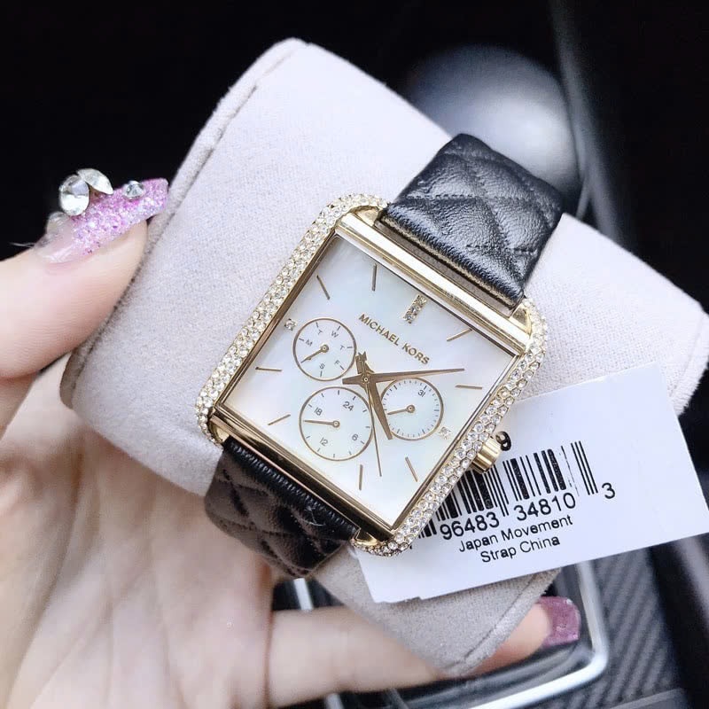 Đồng Hồ Michael Kors Mặt Vuông Đính Đá |Nữ Giới |Chronograph |Dây Da Đen |Máy Pin (Quartz) |Size 32x32mm |donghogiatot.vn
