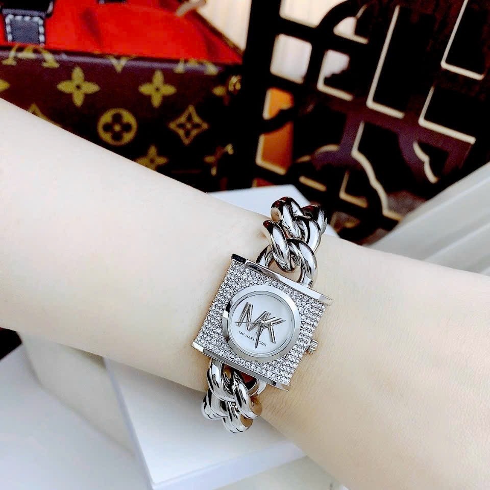 Đồng Hồ Michael Kors Mini Lock |Nữ Giới |Silver |Mặt Vuông |Dây Mắt Xích |Máy Pin (Quartz) |Size 25mm |donghogiatot.vn