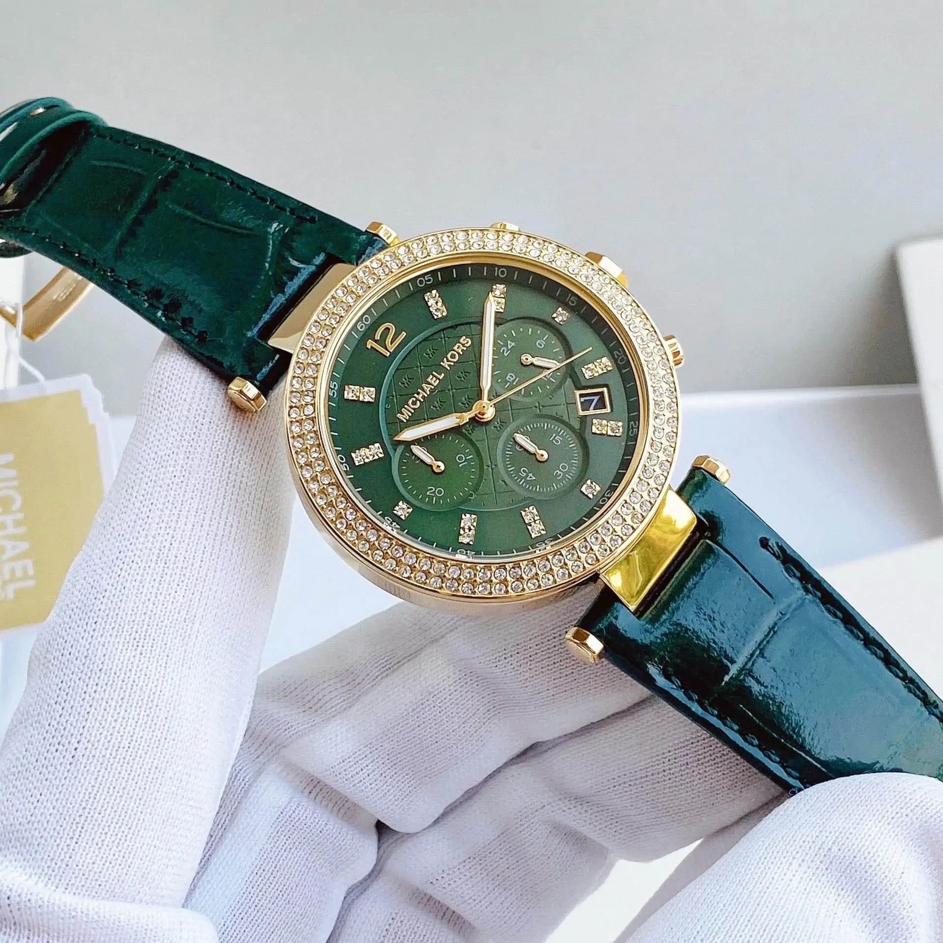 Đồng Hồ Micheal Kors Parker 6 Kim |Nữ Giới |Đính Đá |Dây Da Xanh Lá |Máy Pin (Quartz) |Size 39mm |donghogiatot.vn