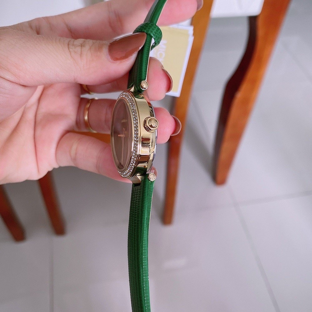Đồng Hồ Michael Kors Parker Mini |Nữ Giới |Đính Đá |Dây Da Xanh Lá |Máy Pin (Quartz) |Size 33mm |donghogiatot.vn