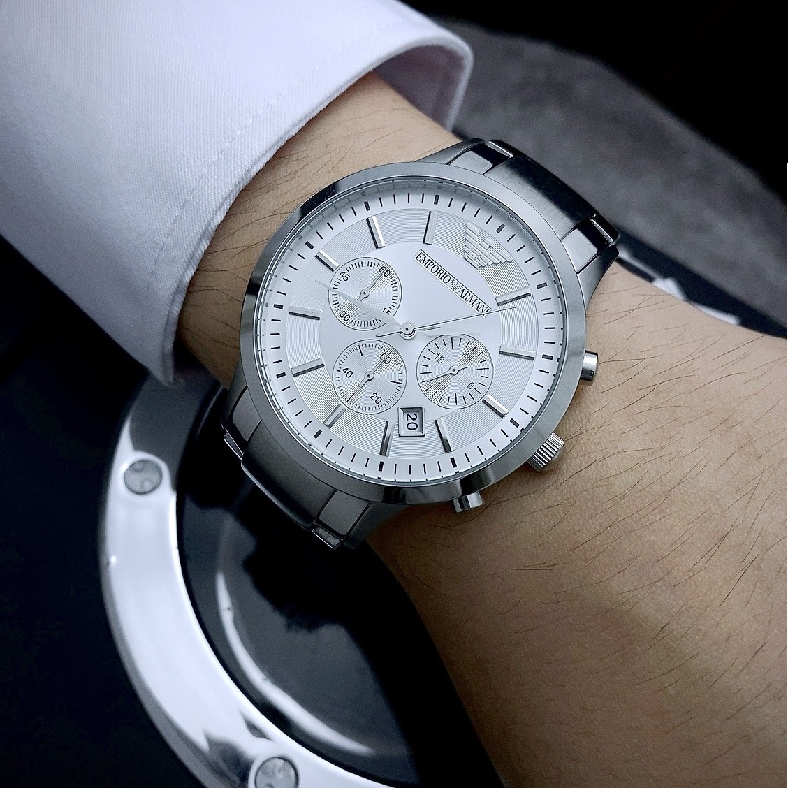 Đồng Hồ Emporio Armani Mặt Tròn Mặt Trắng |Nam Giới |Dây Kim Loại |Máy Pin (Quartz) |Size 42mm |Donghogiatot.vn