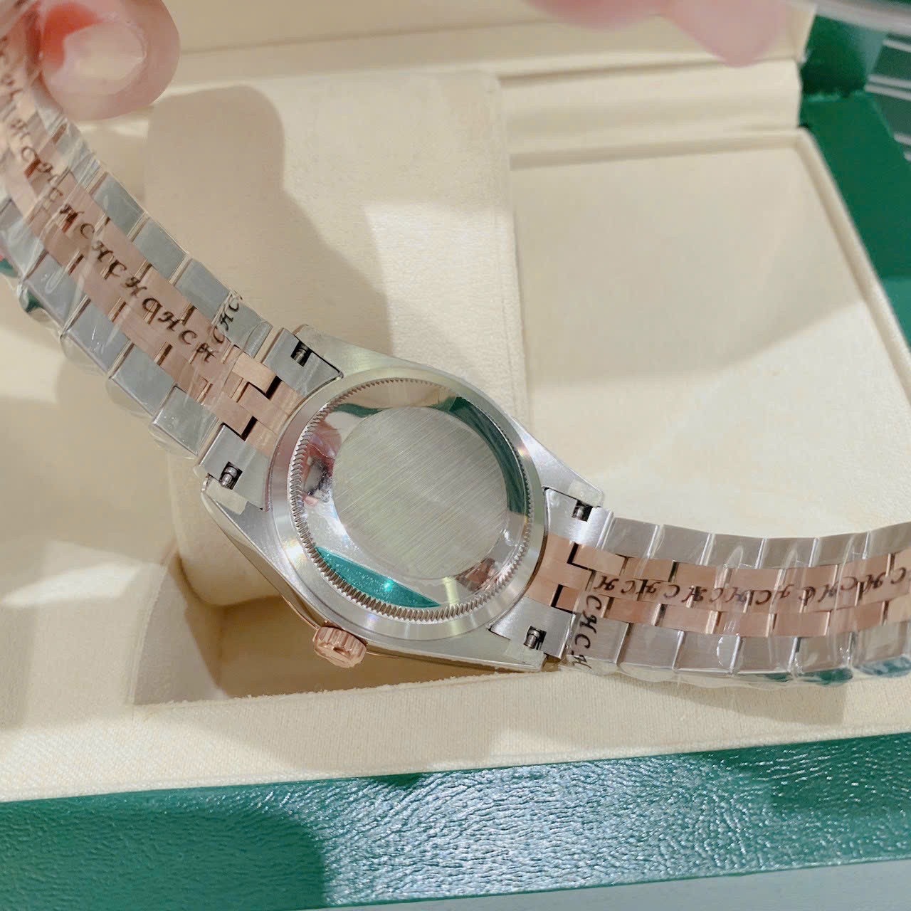 Đồng Hồ Rolex Niềng Khía |Nữ Giới |Mặt Trắng |Dây Kim Loại Demi Rose |Máy Cơ (Automatic) |Size 36mm |donghogiatot.vn