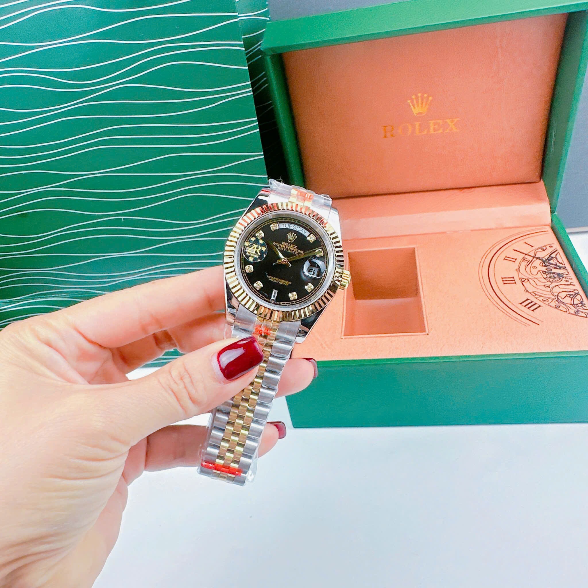 Đồng Hồ Rolex 2 Lịch |Nam Giới |Mặt Đen |Niềng Khía |Dây Kim Loại Demi |Máy cơ (Automatic) |Size 41mm |donghogiatot.vn