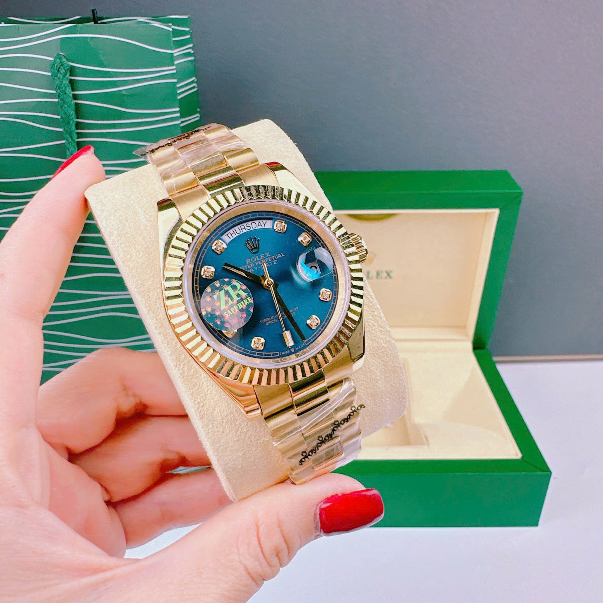 Đồng Hồ Rolex 2 Lịch |Nam Giới |Xanh Dương |Niềng Khía |Dây Kim Loại Vàng |Máy cơ (Automatic) |Size 41mm |donghogiatot.vn