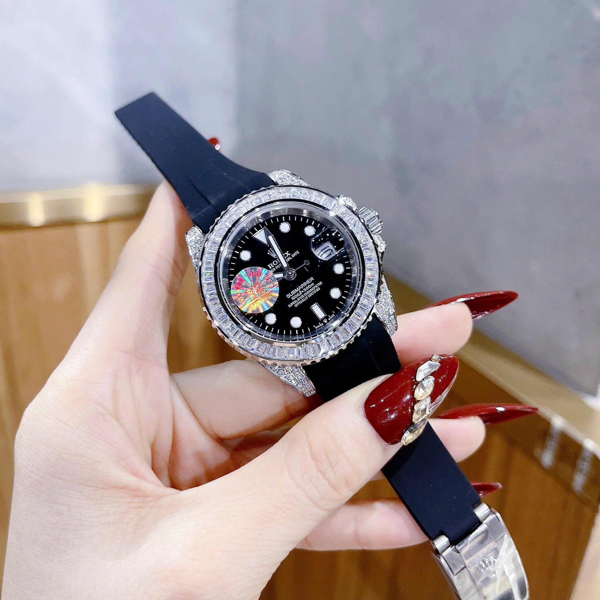 Đồng Hồ Rolex Submariner |Nam Giới |Đính Đá |Dây Silicone Đen |Máy cơ (Automatic) |Size 41mm |donghogiatot.vn