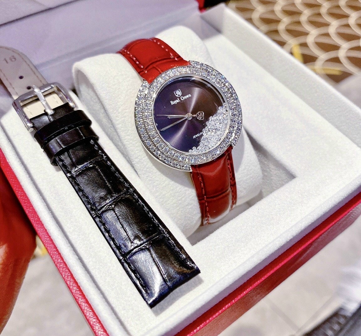 Đồng Hồ Royal Crown Đính Đá Rơi |Nữ Giới |Mặt Tròn |Dây Da Đỏ |Máy Pin (Quartz) |Size 35mm |donghogiatot.vn