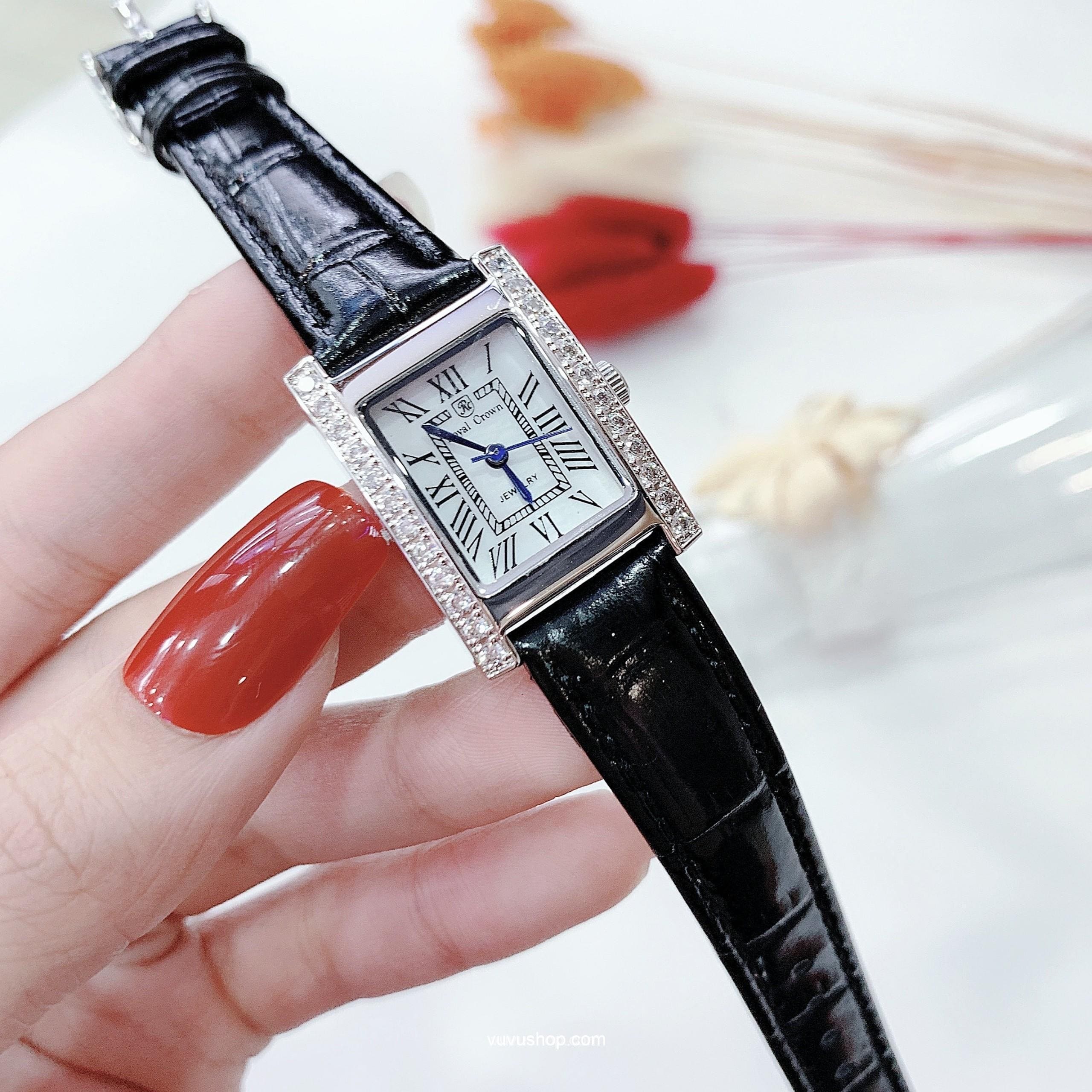 Đồng Hồ Royal Crown Mặt Chữ Nhật |Nữ Giới |Số La Mã |Đính Đá |Dây Da Đen |Máy Pin (Quartz) |Size 20x28mm |donghogiatot.vn