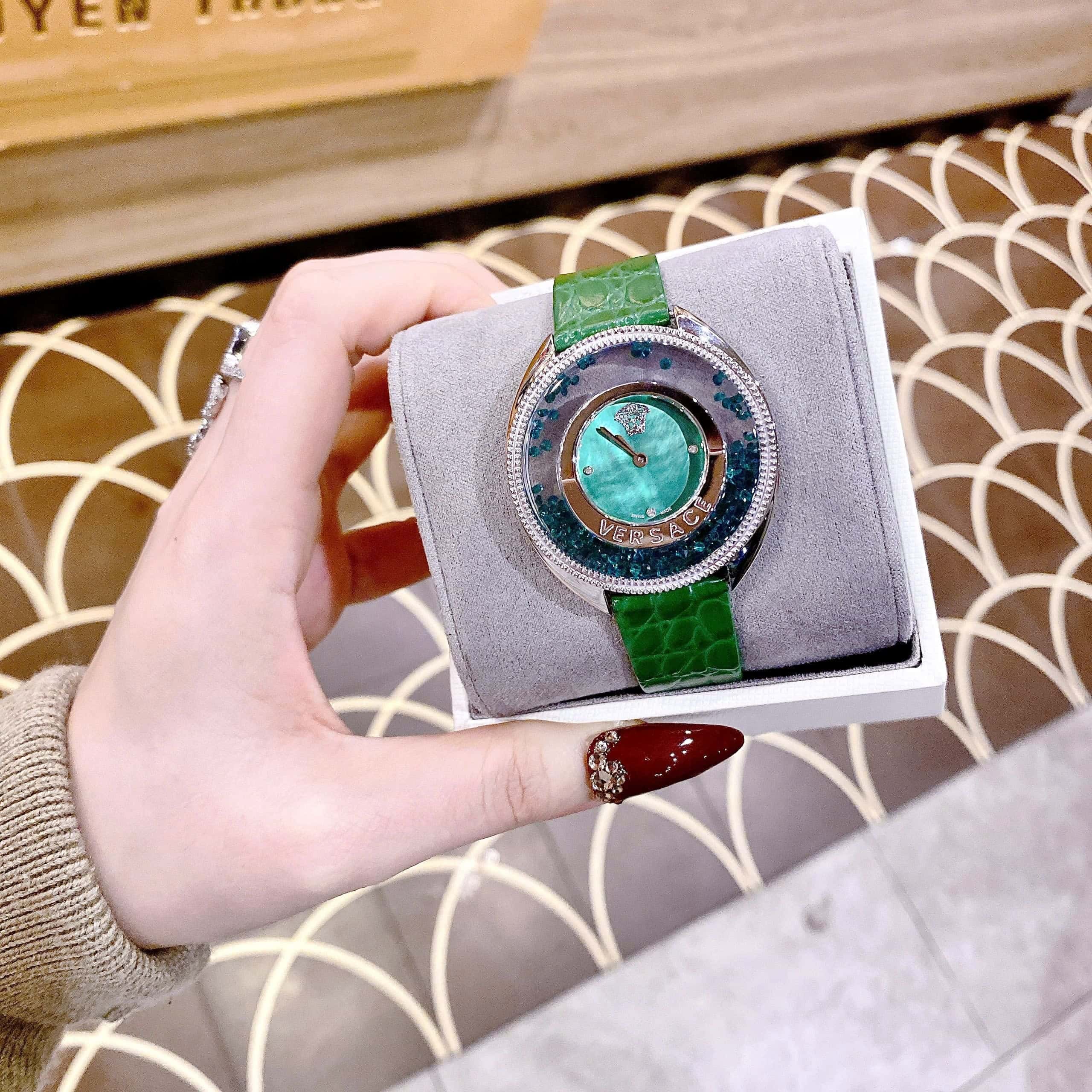Đồng Hồ Versace Destiny |Nữ Giới |Đính Đá Xanh |Dây Da Xanh Lá |Máy Pin (Quartz) |Size 36mm |donghogiatot.vn