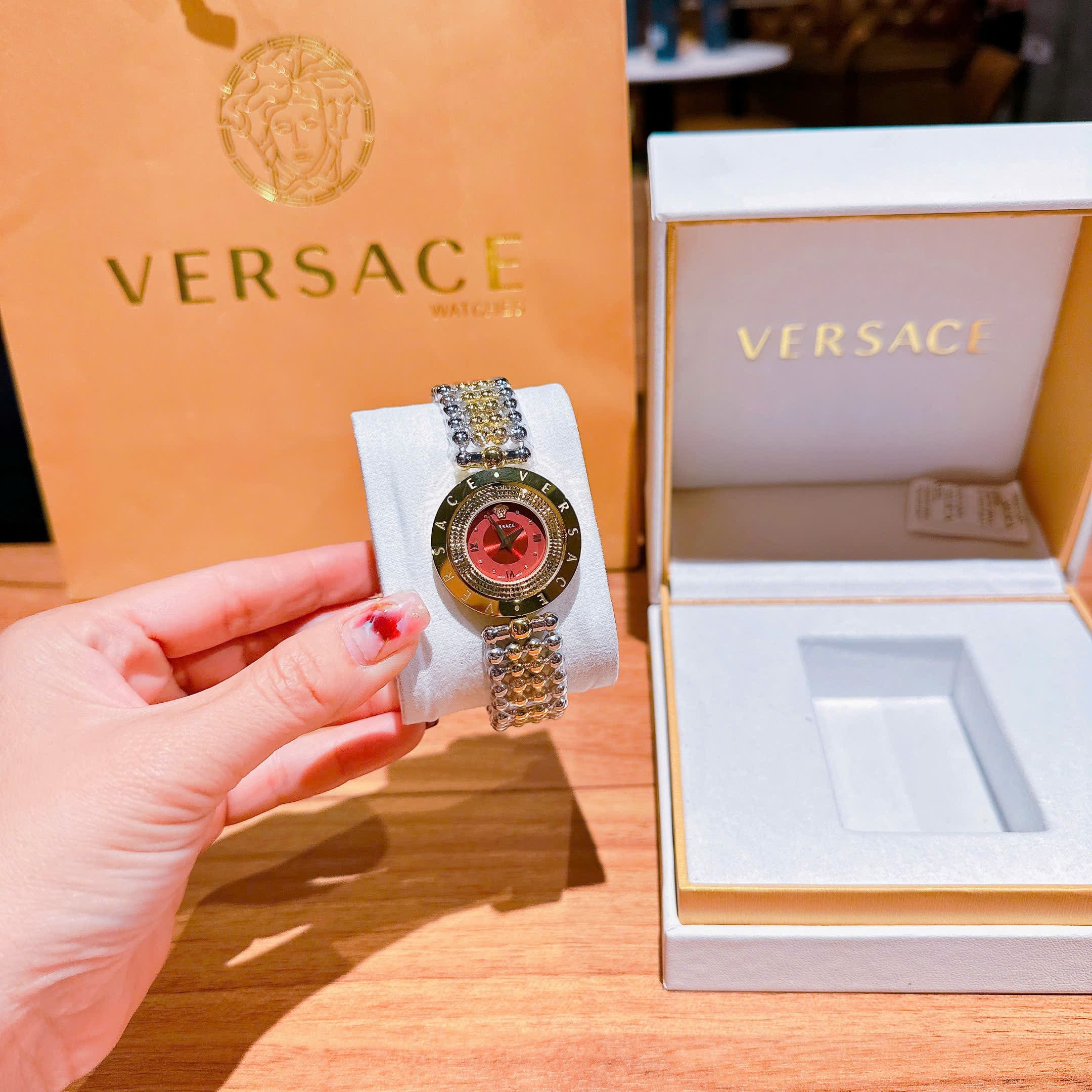 Đồng Hồ Versace Eon Pour Femmes |Nữ Giới |Mặt Đỏ |Dây Kim Loại Demi Vàng |Máy Pin (Quartz) |Size 33mm |donghogiatot.vn
