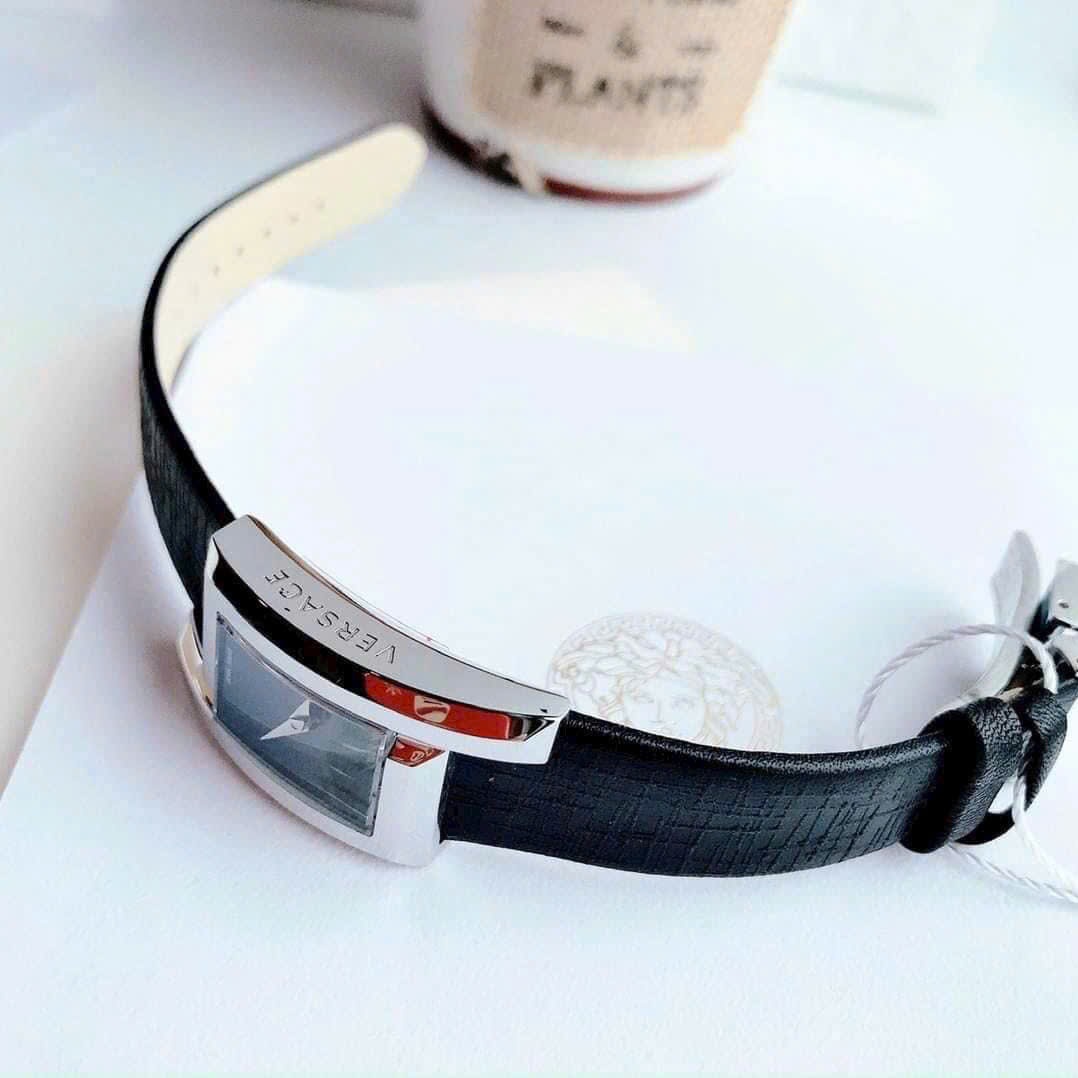 Đồng Hồ Versace Greca Icon |Nữ Giới |Mặt Chữ Nhật |Silver |Dây Da Đen |Máy Pin (Quartz) |Size 21x39mm |donghogiatot.vn