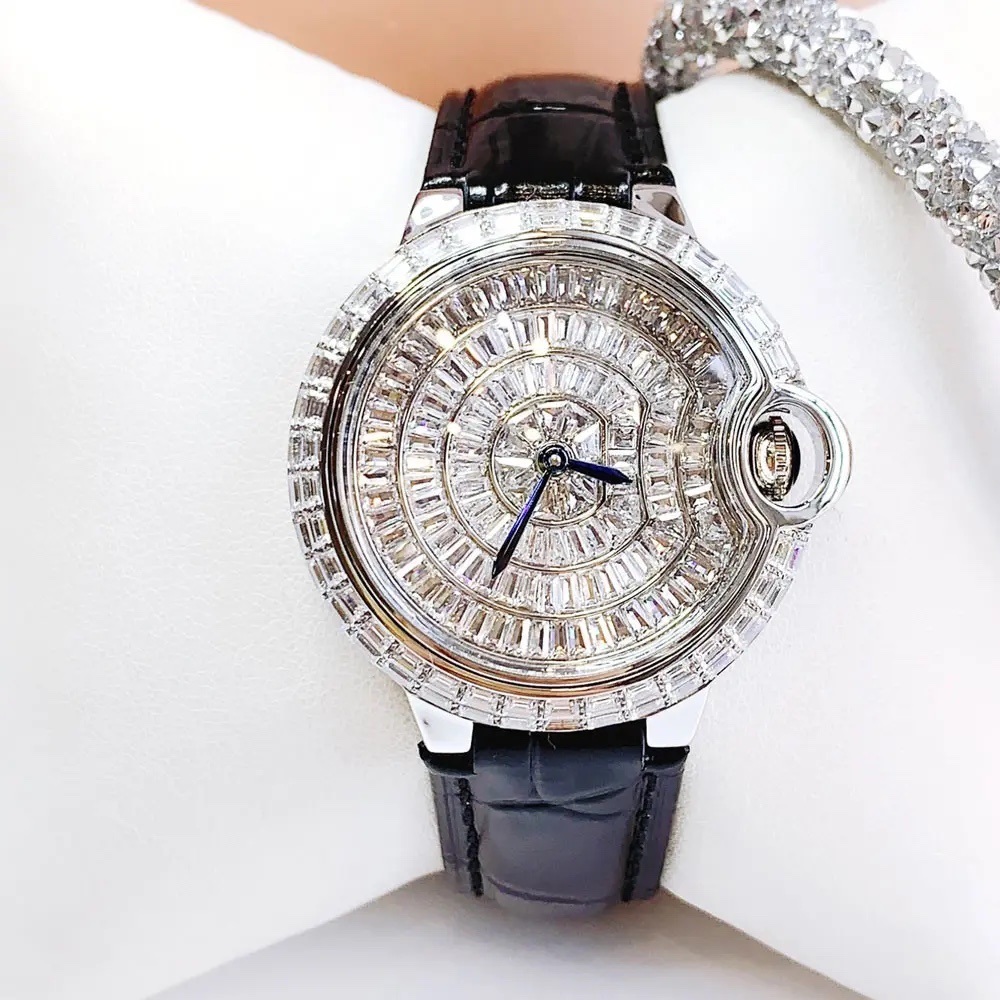 Đồng Hồ Xcer Tựa Cartier |Nữ Giới |Mặt Tròn |Full Đá |Silver |Dây Da Đen |Máy Pin (Quartz) |Size 36mm |donghogiatot.vn