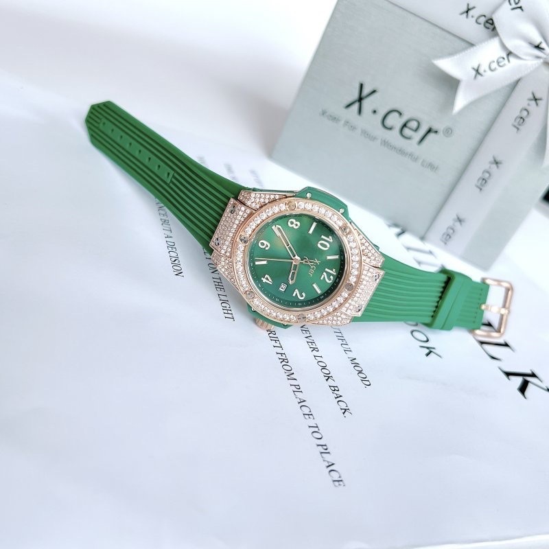 Đồng Hồ Xcer Tựa Hublot |Nữ Giới |Đính Đá Rose Gold |Dây Silicone Xanh Lá |Máy Pin (Quartz) |Size 36mm |donghogiatot.vn