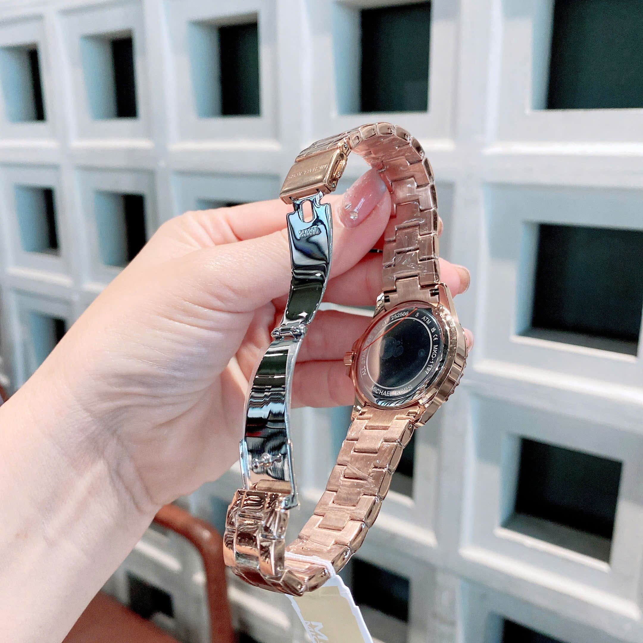 Đồng Hồ Micheal Kors Mini Everest |Nữ Giới |Mặt Tròn |Dây Kim Loại Đính Đá Rose Gold |Máy Pin (Quartz) |Size 33mm |donghogiatot.vn