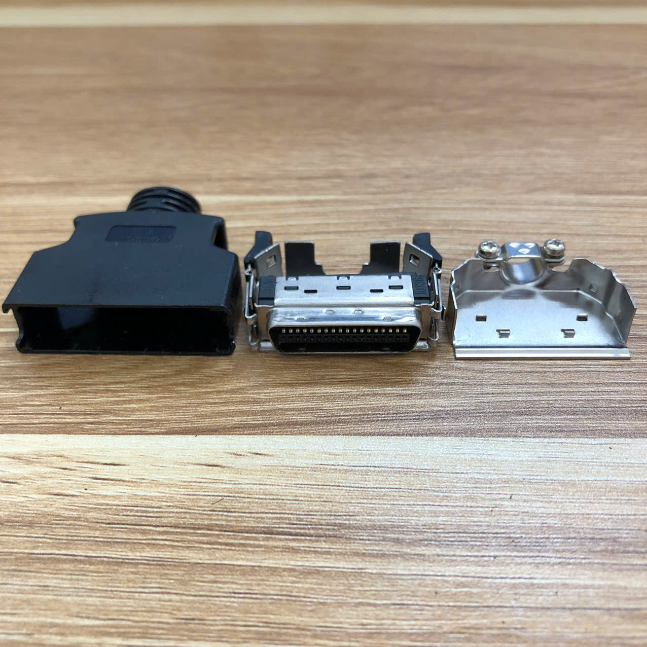 Đầu nối cáp MDR 36 Pin 3M 10336-52FO-008 SCSI hàng chính hãng Dùng cho ...