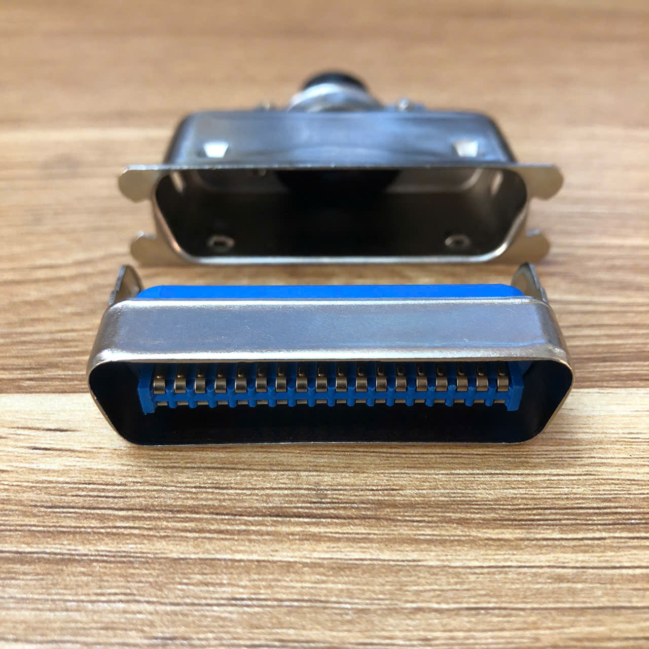 Đầu nối DDK 57-30360 Connector Centronics 36 Pin Male Ribbon Connector