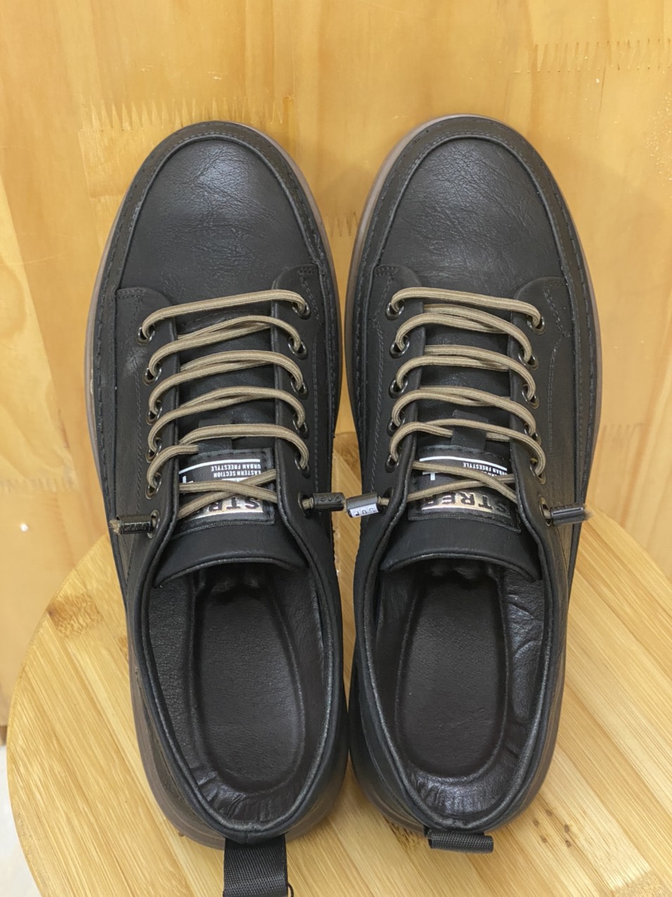Giầy nam buộc dây kiểu converse